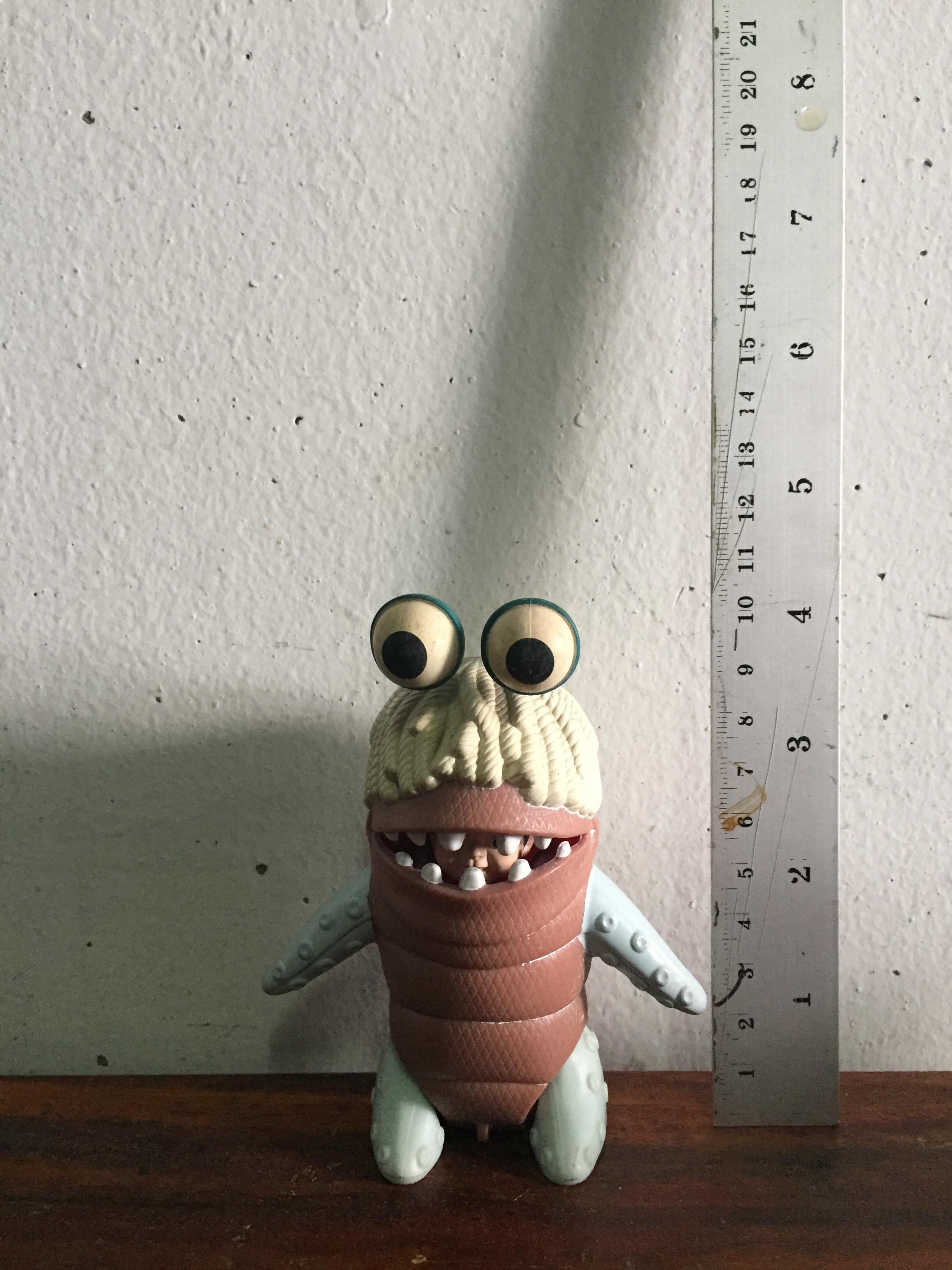 Monster Inc.มีตำหนิ โดนน้ำท่วม ผสมรุ่นใหม่