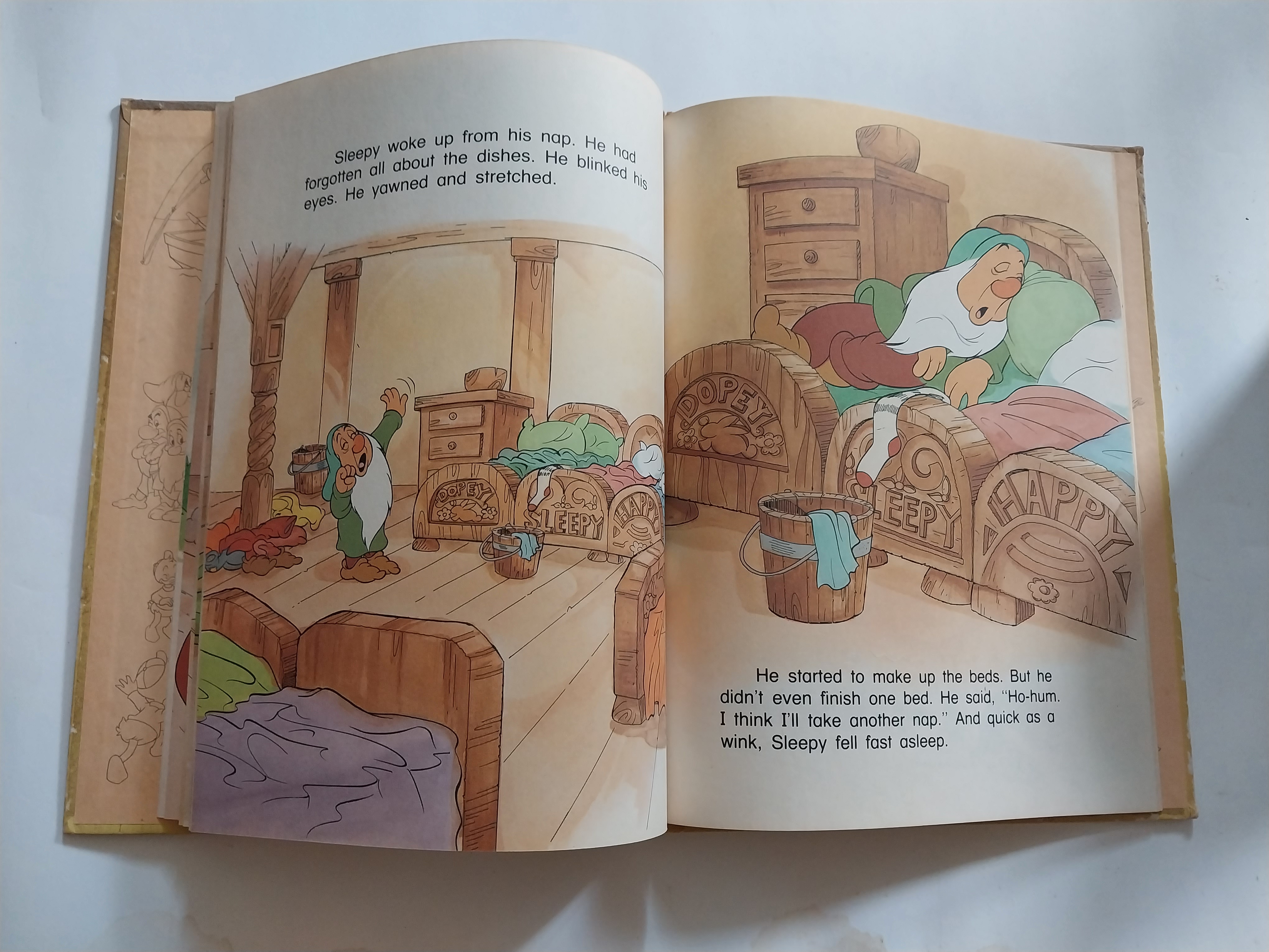 หนังสือนิทานเก่าจาก Walt's Disney ฉบับภาษาอังกฤษ สโนว์ไวท์, Welcome Back Snow White,A Walt Disney Beginning Reader ,A Bantam Book