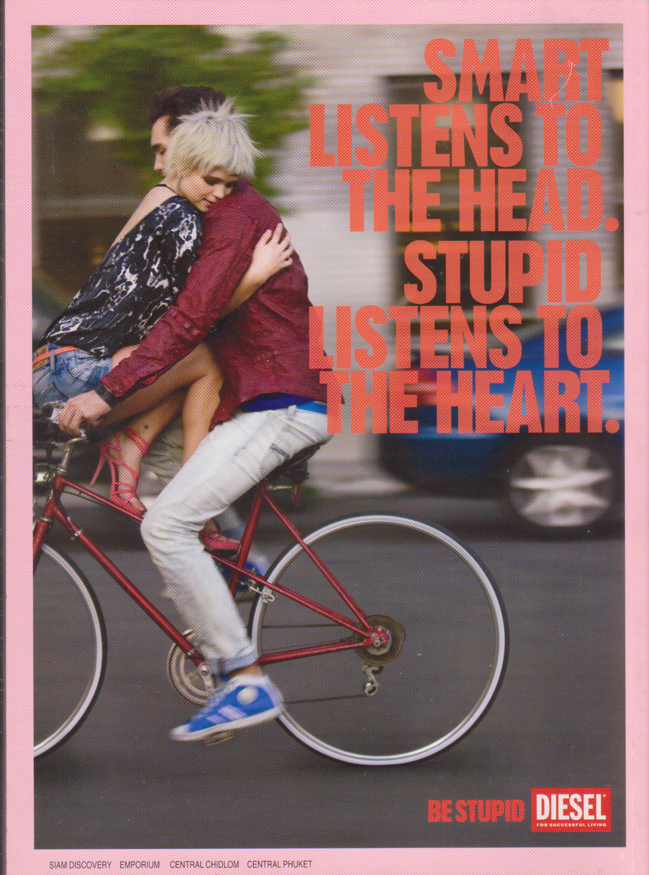 นิตยสารเก่า Bazaar ทั้งไทยและต่างประเทศ กรุณาเลือกแบบ** มีตำหนิบ้าง บางเล่มหน้าหลุดจากสัน