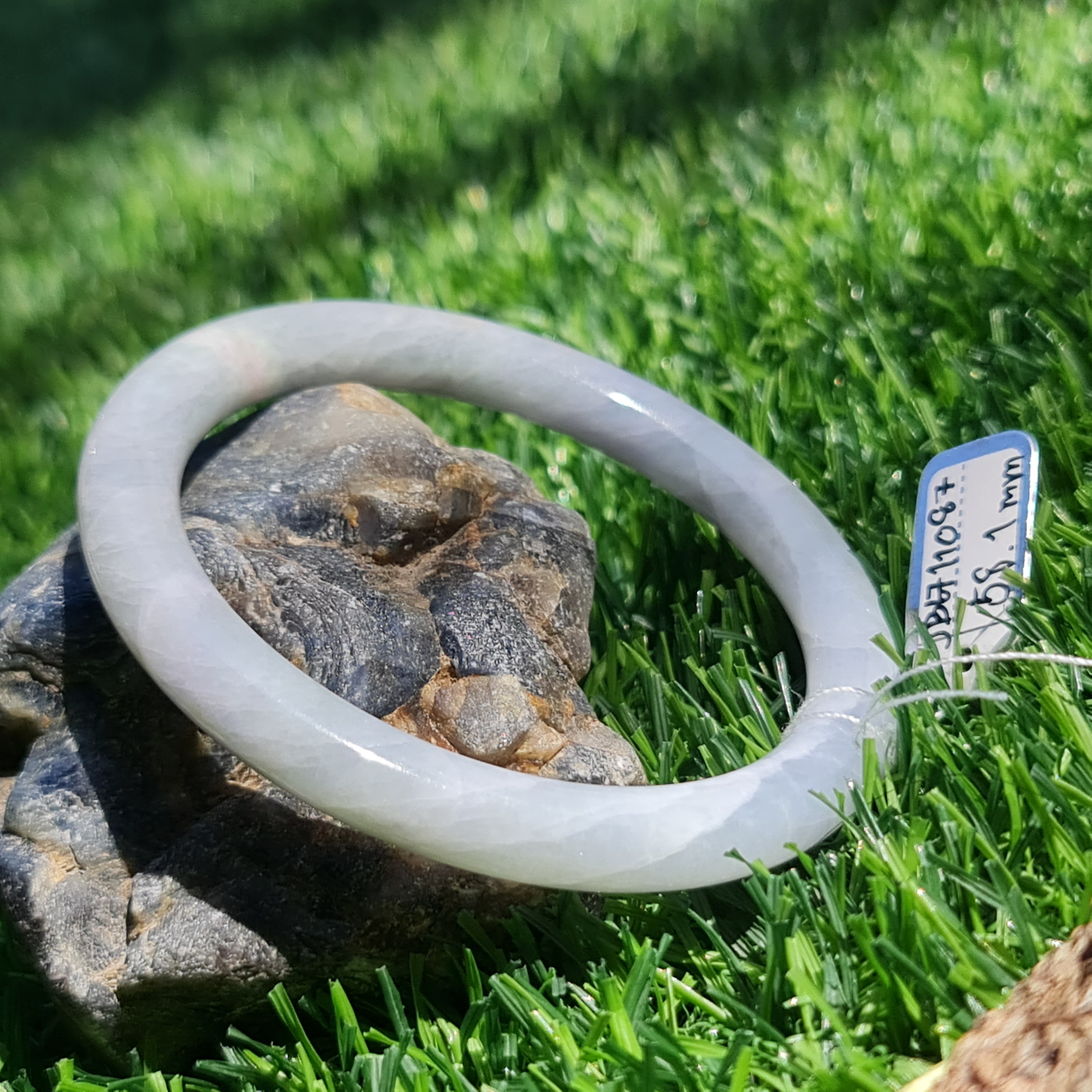 JB6711087 หยก พม่า แท้ Jade กำไลหยก 58.1 มม. (Jadeite bracelet) พม่า (Myanmar)