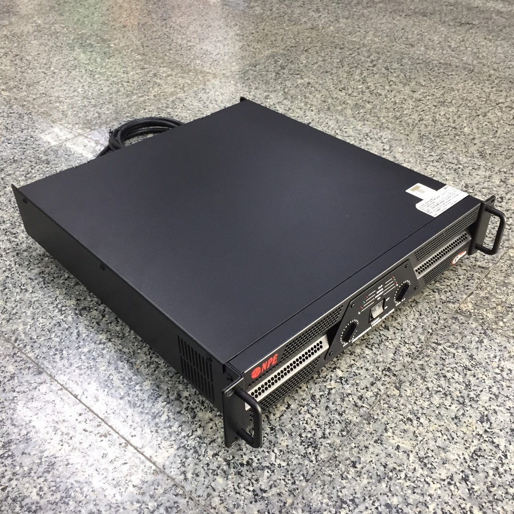 NPE C-1000 POWER AMP