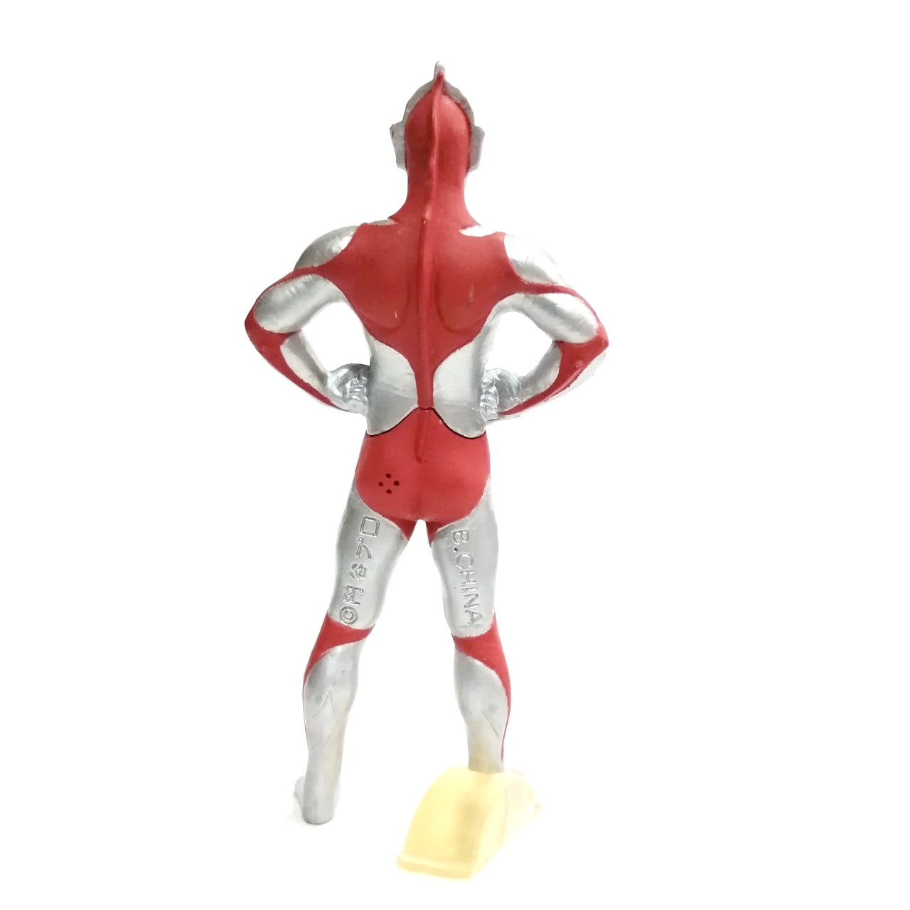 ของสะสม กาชาปอง ชุดยืนฐาน อุลตร้าแมน เพาเวอร์ด ขนาดสูงราว 3.5 นิ้ว *** ไม่มีฐานให้ แถมก้อนน้ำแข็งเล็กให้แทน สภาพดี