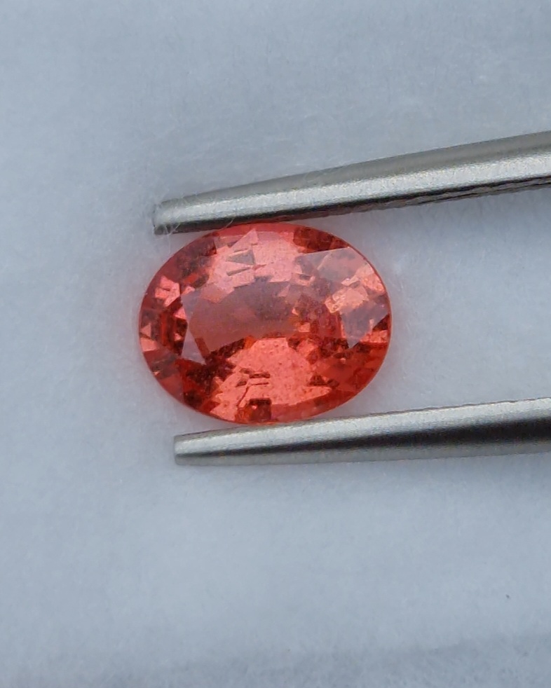 พลอย ออเรนจ์ แซฟไฟร์ Orange Sapphire 1.20 กะรัต (Cts.) พลอยแท้ อัญมณีมงคลประจําวันเกิด เครื่องประดับพลอย