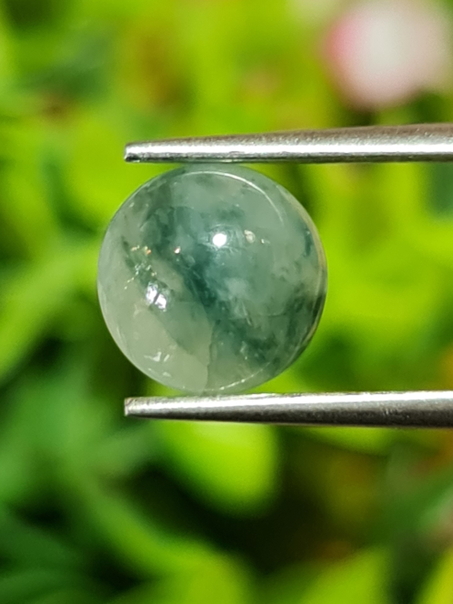 หยกพม่าเจียรนัย (Burmese jade ) 3.30 กะรัต หยกแท้ อัญมณีมงคลประจําวันเกิด เครื่องประดับหยก