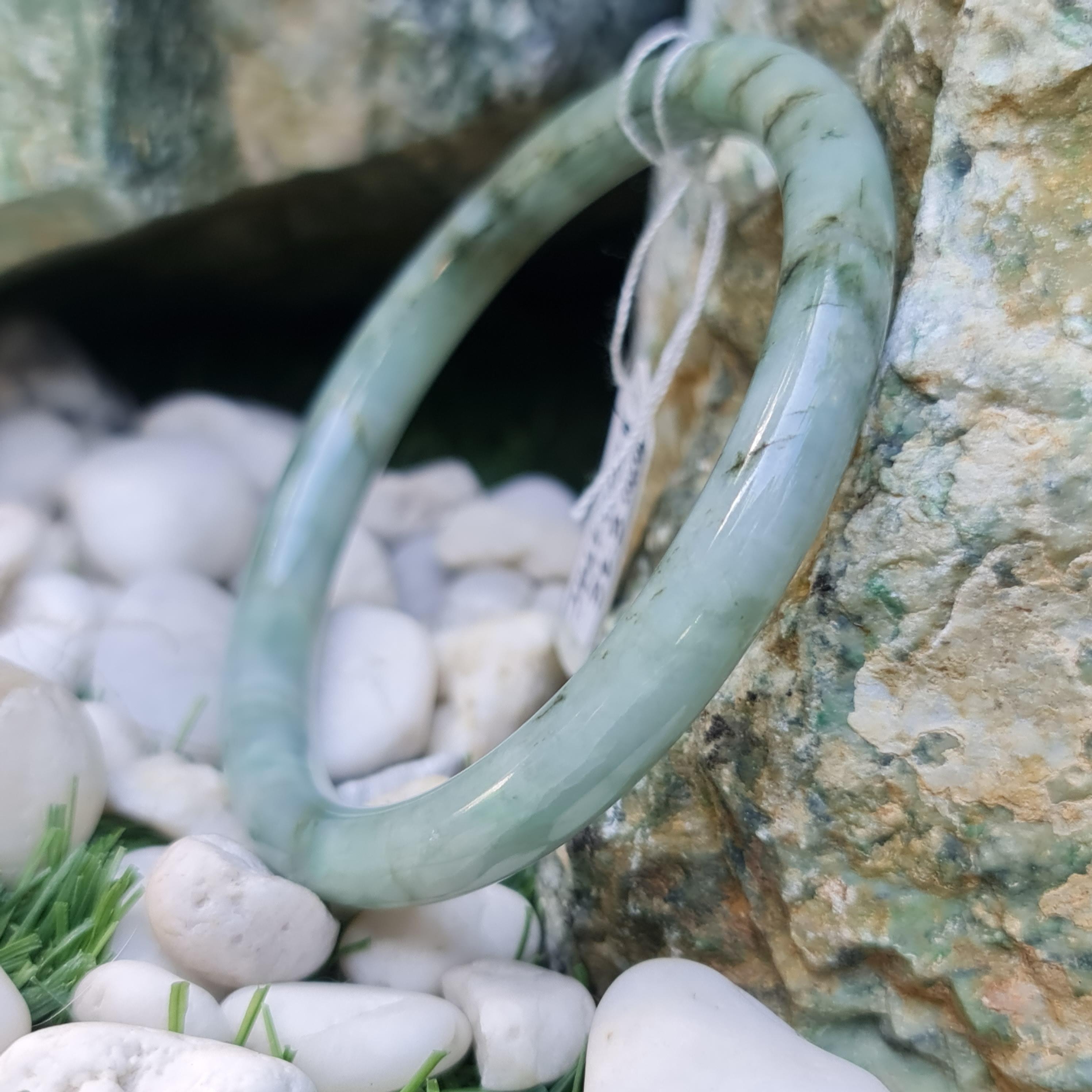 JB6711031 หยก พม่า แท้ Jade กำไลหยก 56.5 มม. (Jadeite bracelet) พม่า (Myanmar)