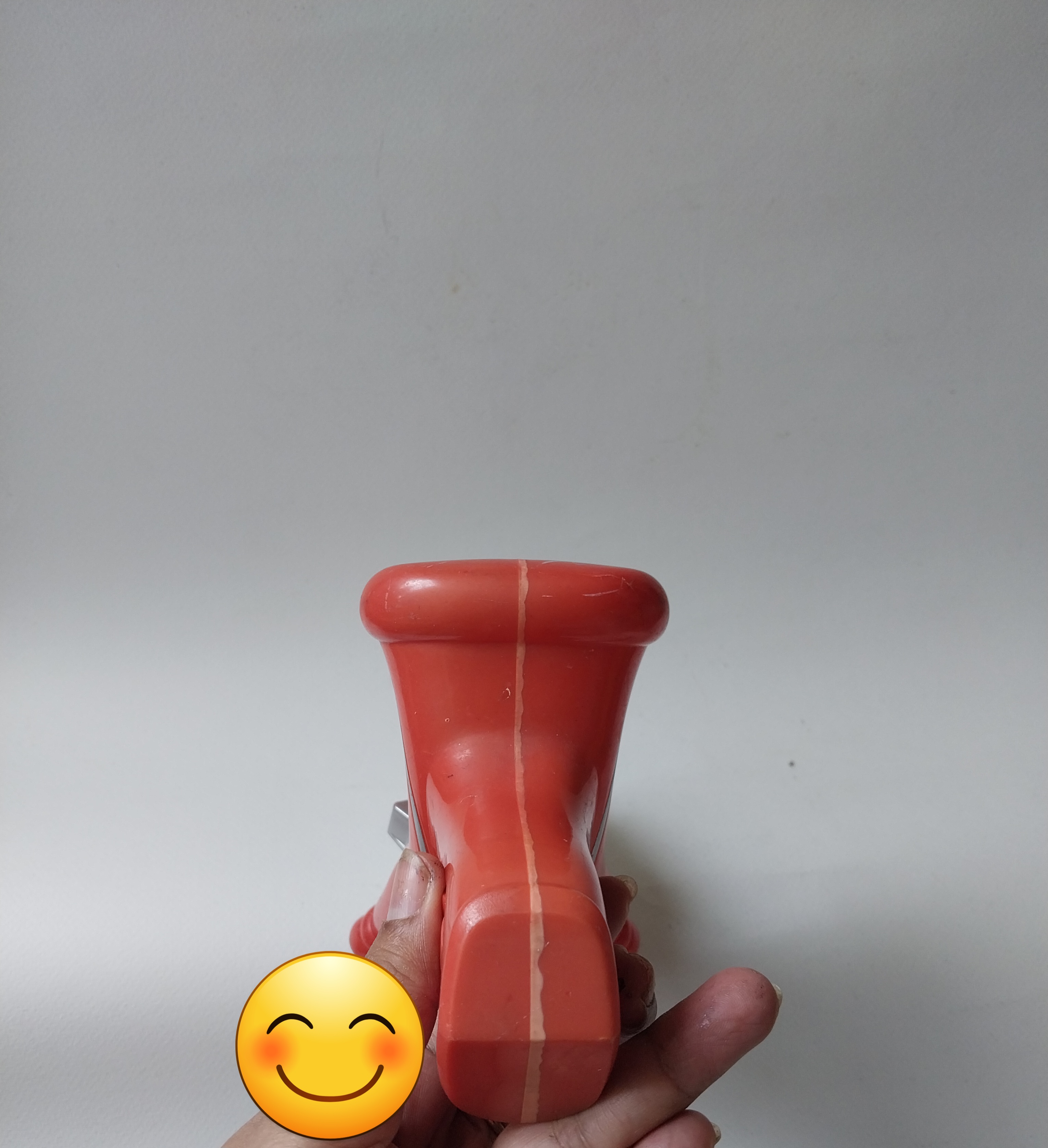 มีหลายภาพ,ปืนฉีดน้ำรูปอุลตร้าเซเว่น สำหรับสะสม