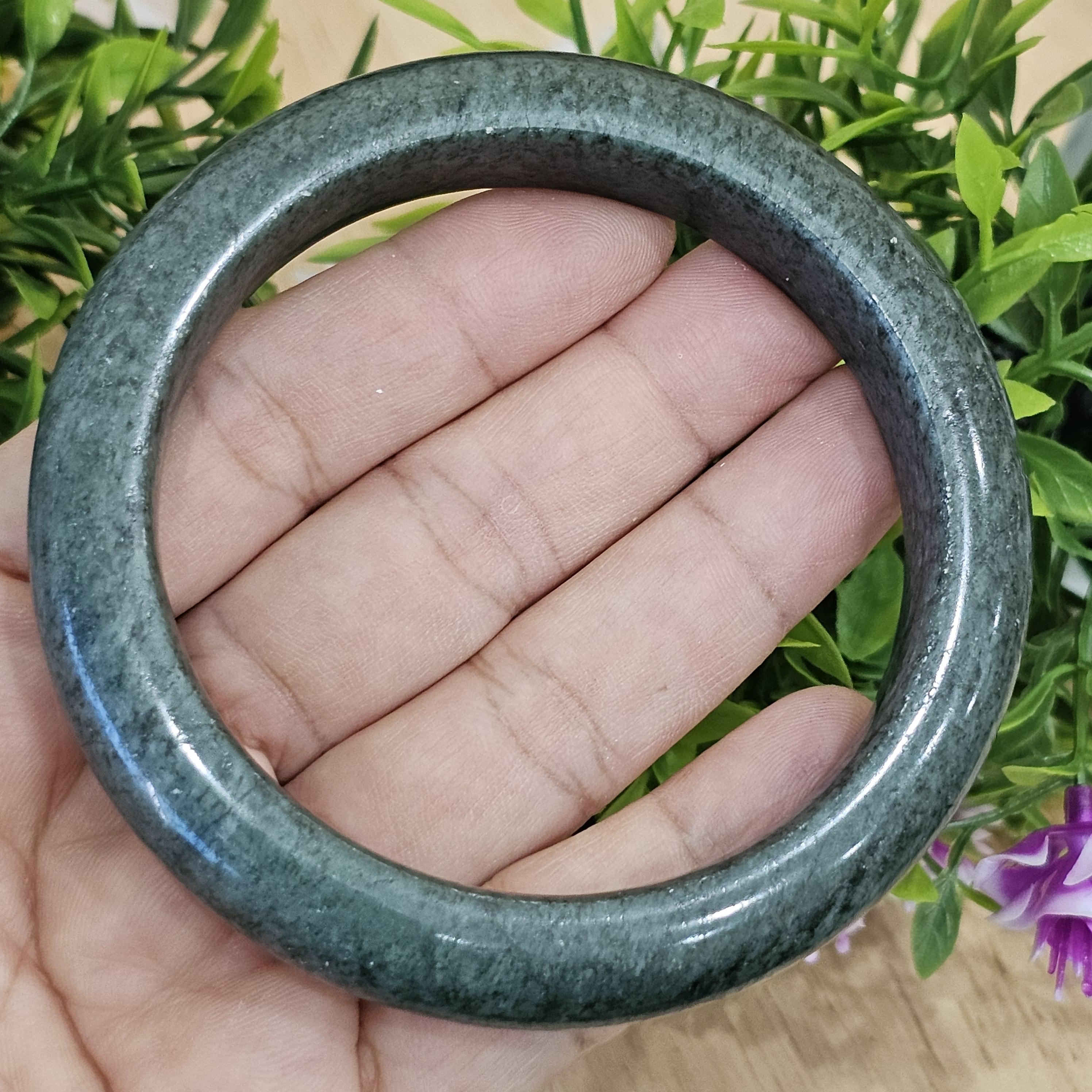 หยก พม่า แท้ Jade กำไลหยก (Jadeite bracelet) พม่า (Myanmar) 64.3 มม.