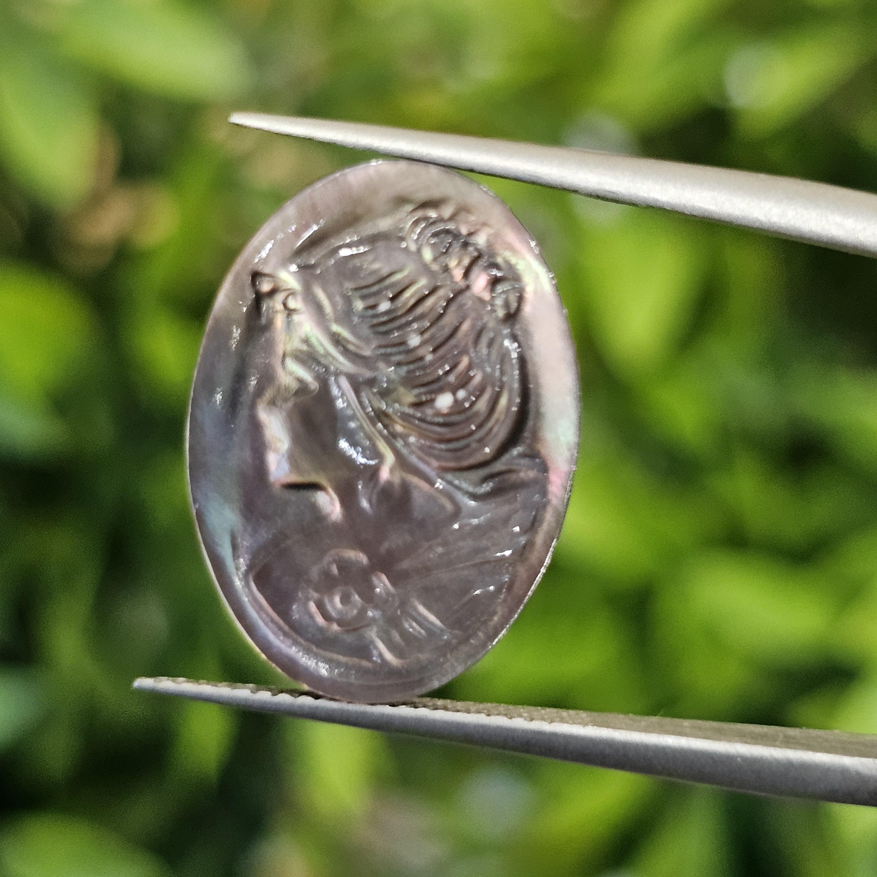 เปลือกหอยมุก แกะสลัก Pearl Shell Carved 3.59 กะรัต (Cts.)