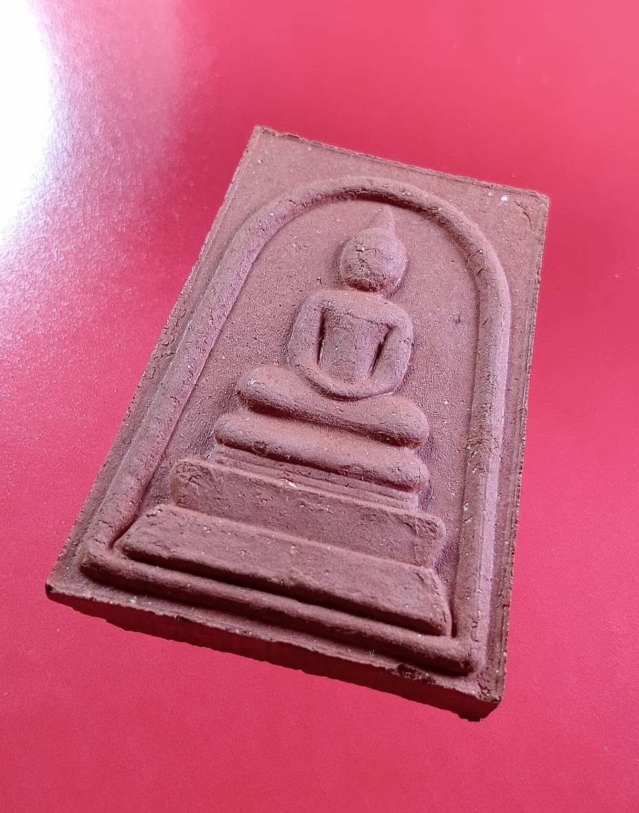 ก805 พระสมเด็จ หลวงพ่อสมชาย วัดเขาสุกิม จันทบุรี รุ่นสร้างเจดีย์