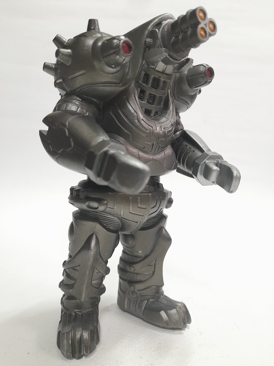 ซอฟ 6.5-7 นิ้ว หุ่นยนต์ เอมเพอไรเซอร์ จากอุลตร้าแมนเมบิอุส มือสอง สภาพดี มีรอยบ้าง มีปั๊มใต้เท้า ไม่พบบ่อย