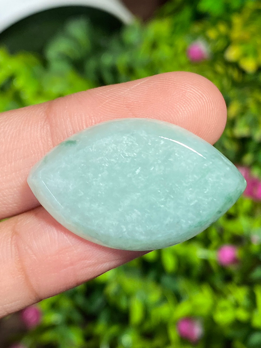 หยกพม่าเจียรนัย (Burmese jade ) 30.26 กะรัต หยกพม่า (jadeite)