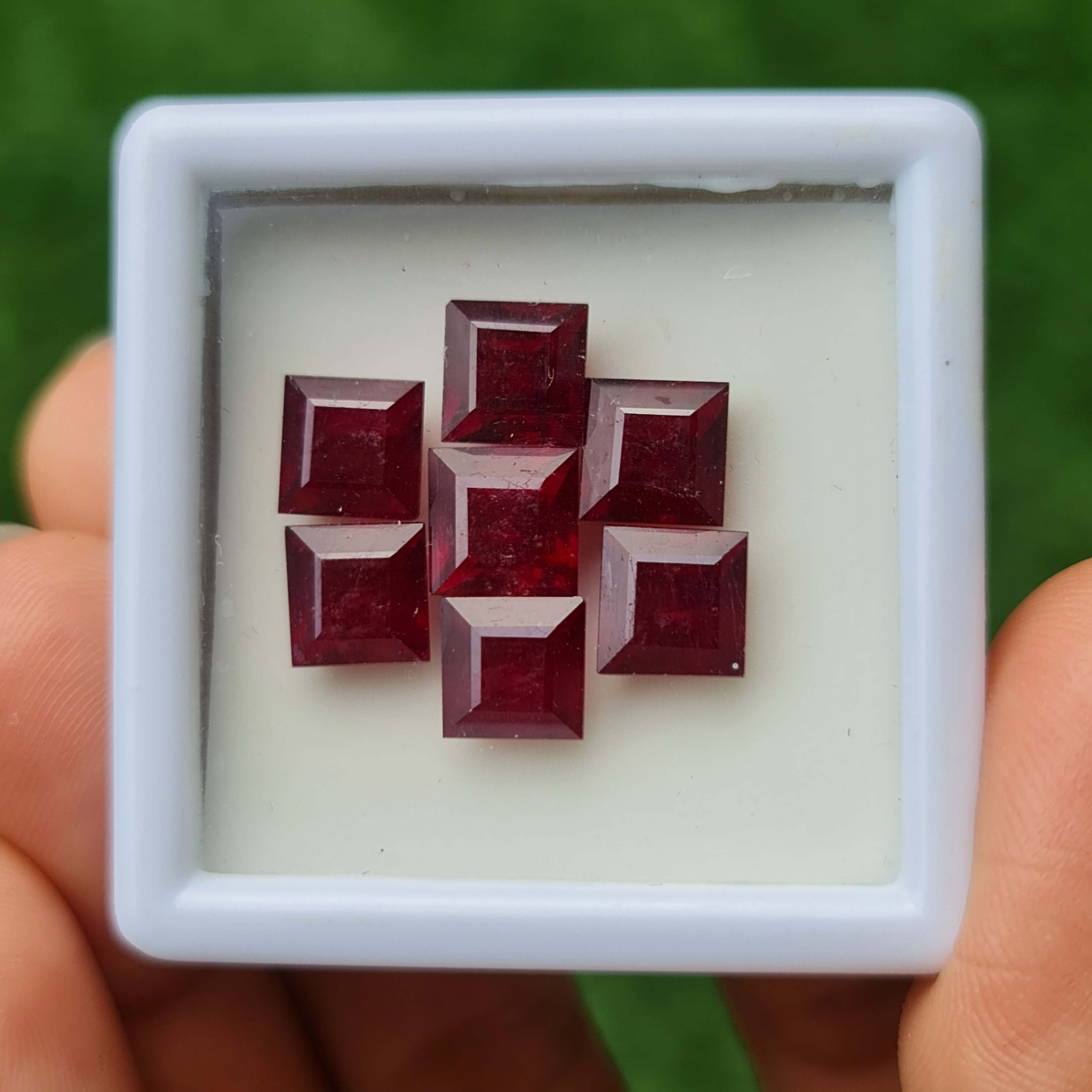 พลอย ทับทิม Ruby sapphire 7 เม็ด 18.7 กะรัต (Cts.) พลอยแท้ อัญมณีมงคลประจําวันเกิด เครื่องประดับพลอย