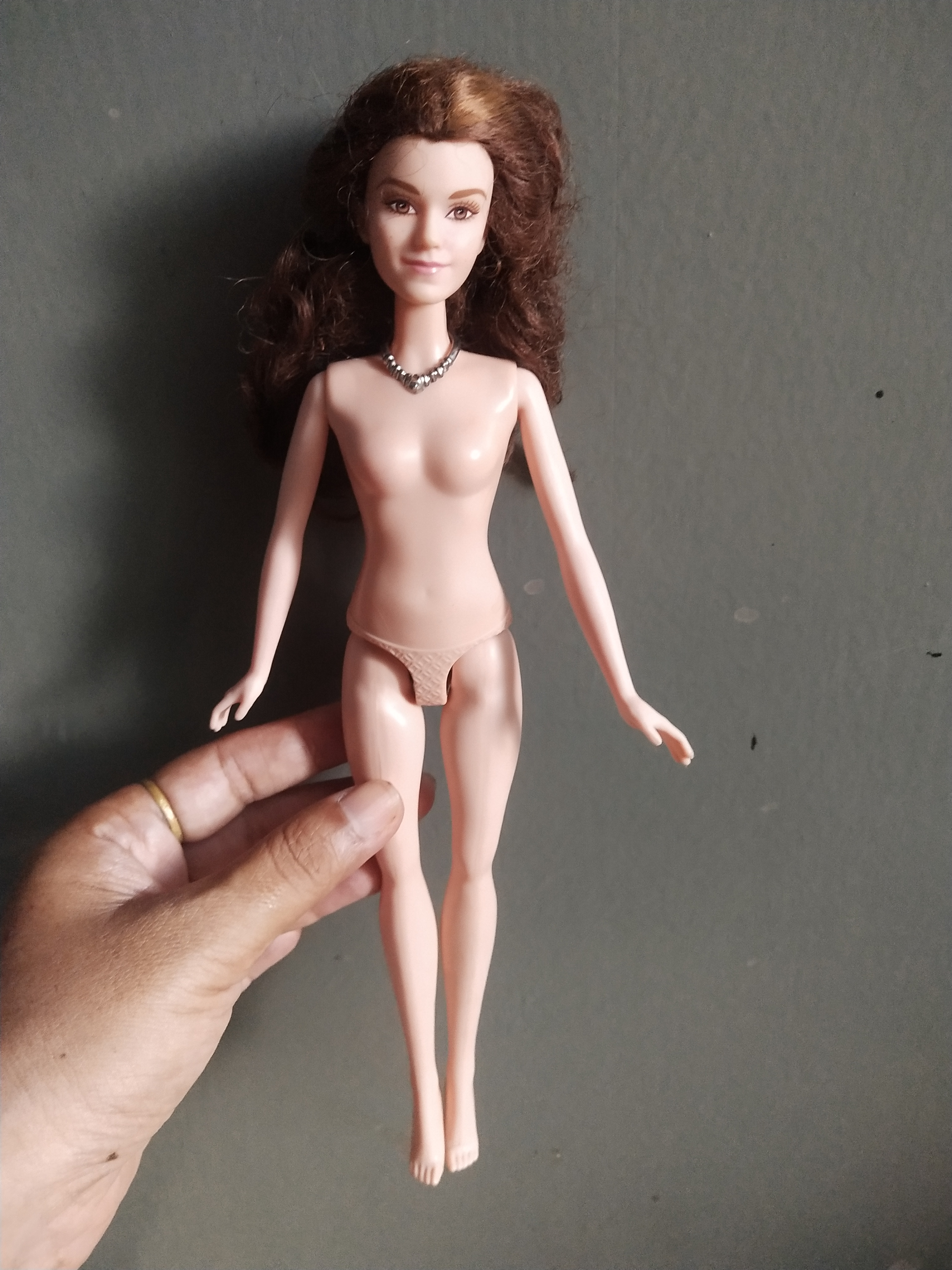 ตุ๊กตางาน Hasbro บอดี้เป็น เจ้าหญิงแบลล์ #เอ็มม่าวัตสัน **ผมยุ่ง ตามภาพ