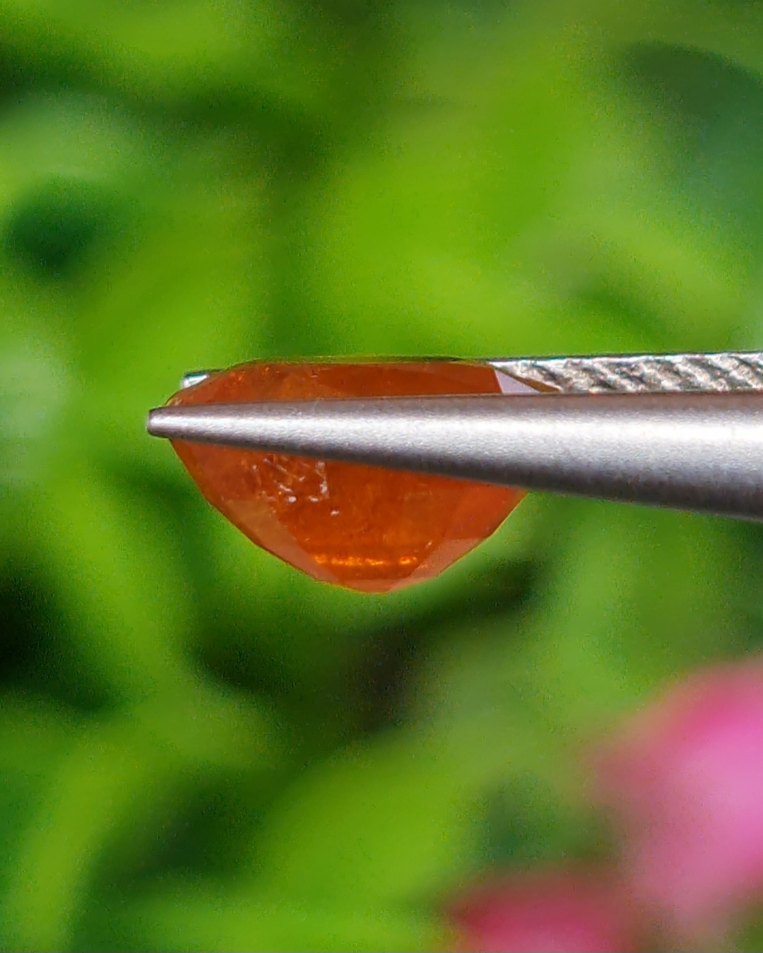 พลอย สเปสซาร์ไทต์ Spessartite Garnet 2.21 กะรัต Cts. พลอยแท้ อัญมณีมงคลประจําวันเกิด เครื่องประดับพลอย