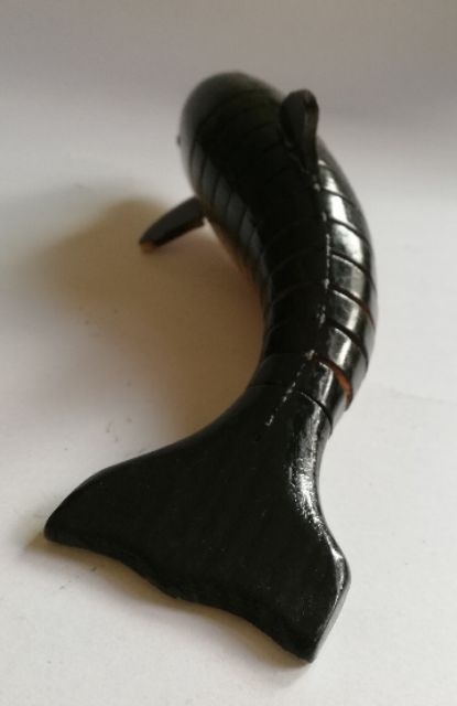 ของเล่นย้อนยุค ปลาโลมาไม้ จับหางเคลื่อนไหวได้ ขนาดตามภาพ