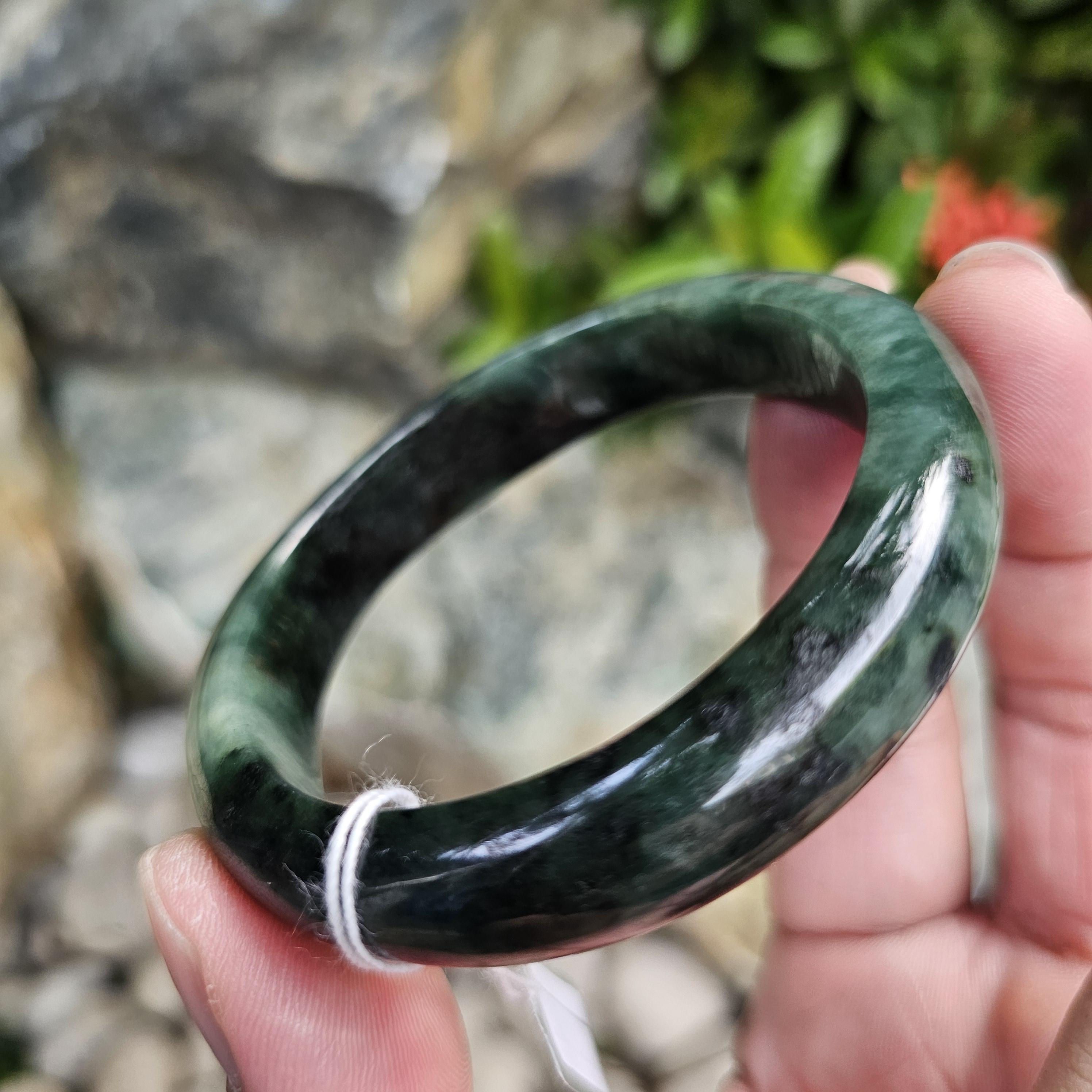 JB6804085 หยก พม่า แท้ Jade กำไลหยก 56.7 มม. (Jadeite bracelet) พม่า (Myanmar)