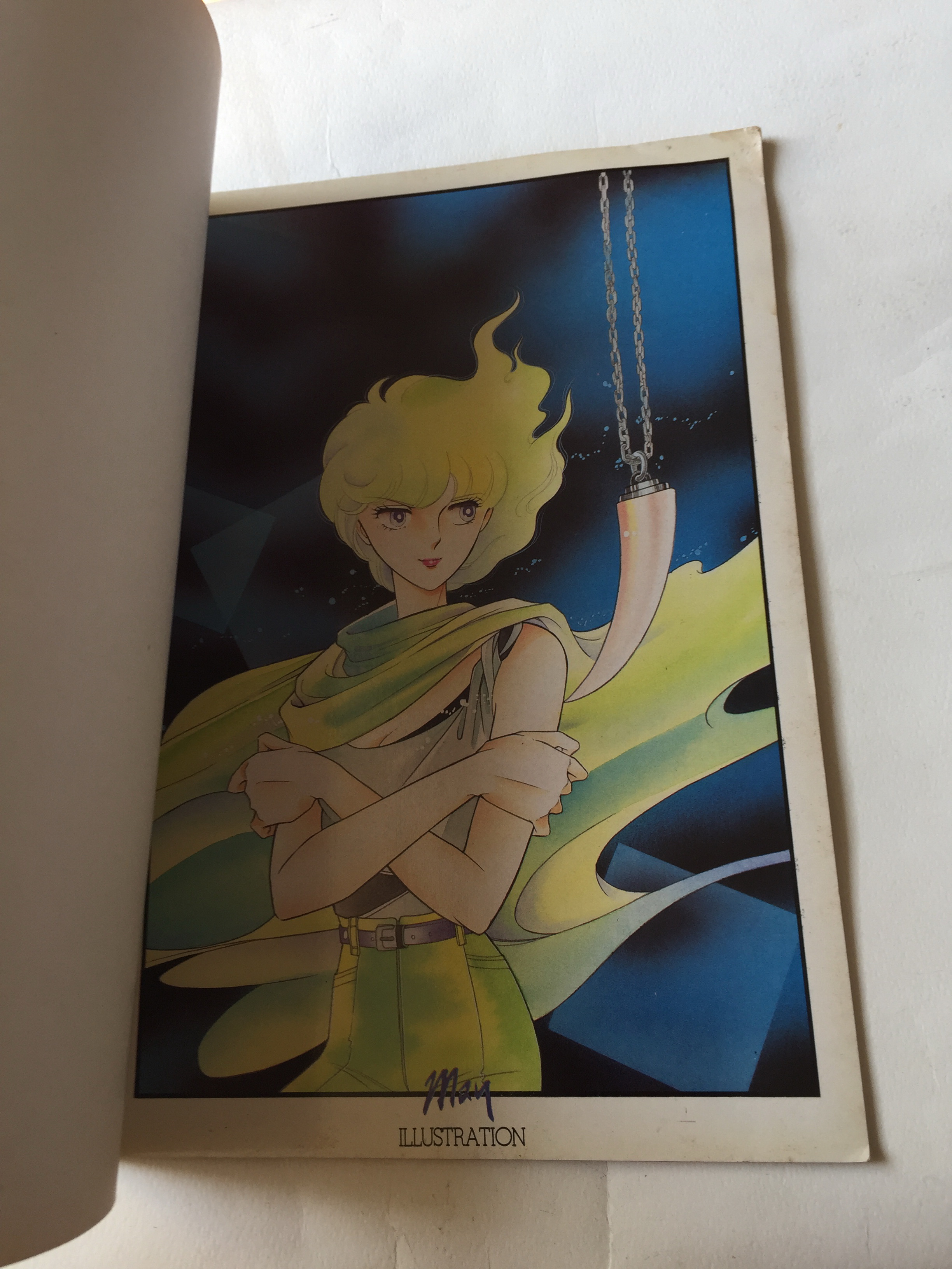 หนังสือภาพเก่า May Illustrations ภาพการ์ตูนสวย ภาพสีทั้งเล่ม ลายเส้นจาก คุณเมย์ ***แต่ละแผ่นหลุดจากสัน มีรอย ตามภาพ ผลงานโดย May, Present โดย Main Point ชุดที่ 1 ปี 1986