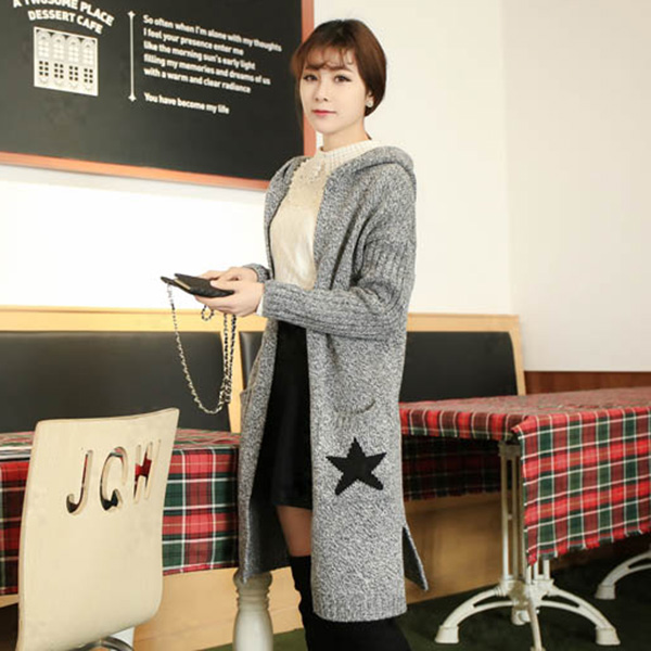 คาร์ดิแกนไหมพรมตัวยาว มีฮู้ด แต่งกระเป๋าคู่ (11778B)