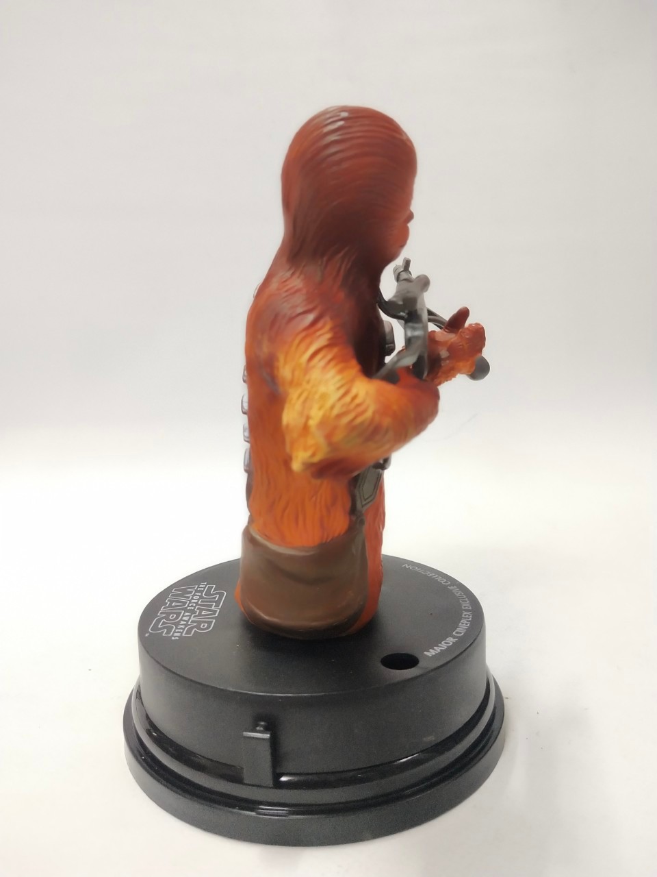 ท๊อปเปอร์แก้วน้ำ EGV ชิวแบคก้า จาก STAR WARS EP.7 THE FORCE AWAKEN ขนาดตามภาพ เก่าเก็บหลุดจากฐานแต่ประกอบได้ มือสองตามสภาพ