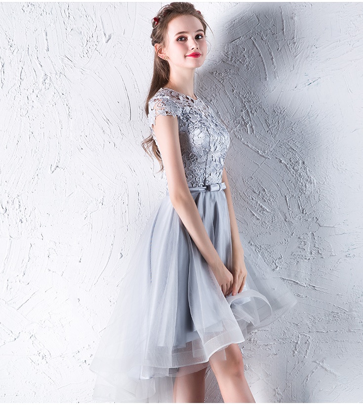 Pre-order ชุดราตรี แบบเปิดไหล่ ระบายช่วงไหล่ ผ้าลูกไม้ ซิปหลัง เรียบหรู