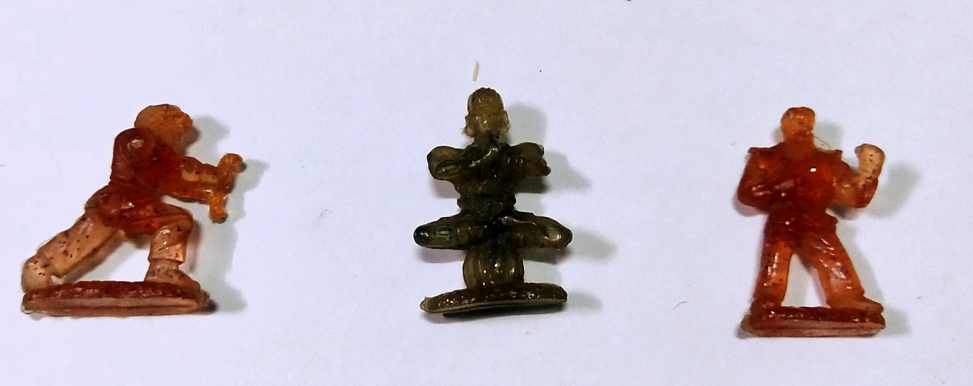 ของสะสม ตุ๊กตุ่น 1 นิ้ว แถมขนม ชุด สตรีทไฟท์เตอร์ 3 ตัว : ริว,เคน,ดาลซิม Street fighter toys: Ryu, Ken, Dalzim