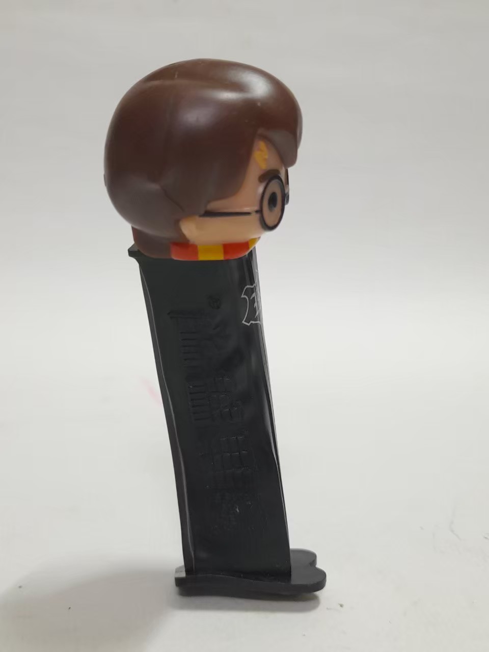 มีหลายภาพ,ที่ใส่ขนมPEZ ลาย แฮรรี่ พอตเตอร์ **โดนความร้อน บิดงอ มือ2ขายตามสภาพ