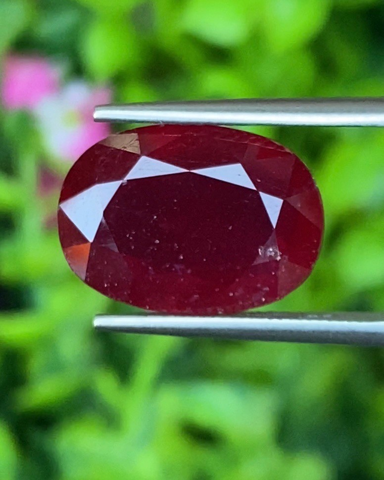พลอย ทับทิม Ruby sapphire 12.50 กะรัต (Cts.) พลอยแท้ อัญมณีมงคลประจําวันเกิด เครื่องประดับพลอย