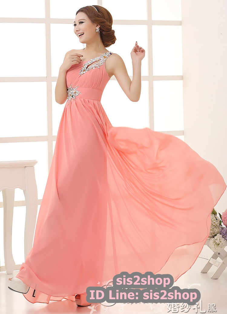 พร้อมส่ง ชุดราตรียาว ไหล่เดียว สีโอโรส ผ้าชีฟอง แต่งเลื่อม+มุก ช่วงเนินอกและเอว