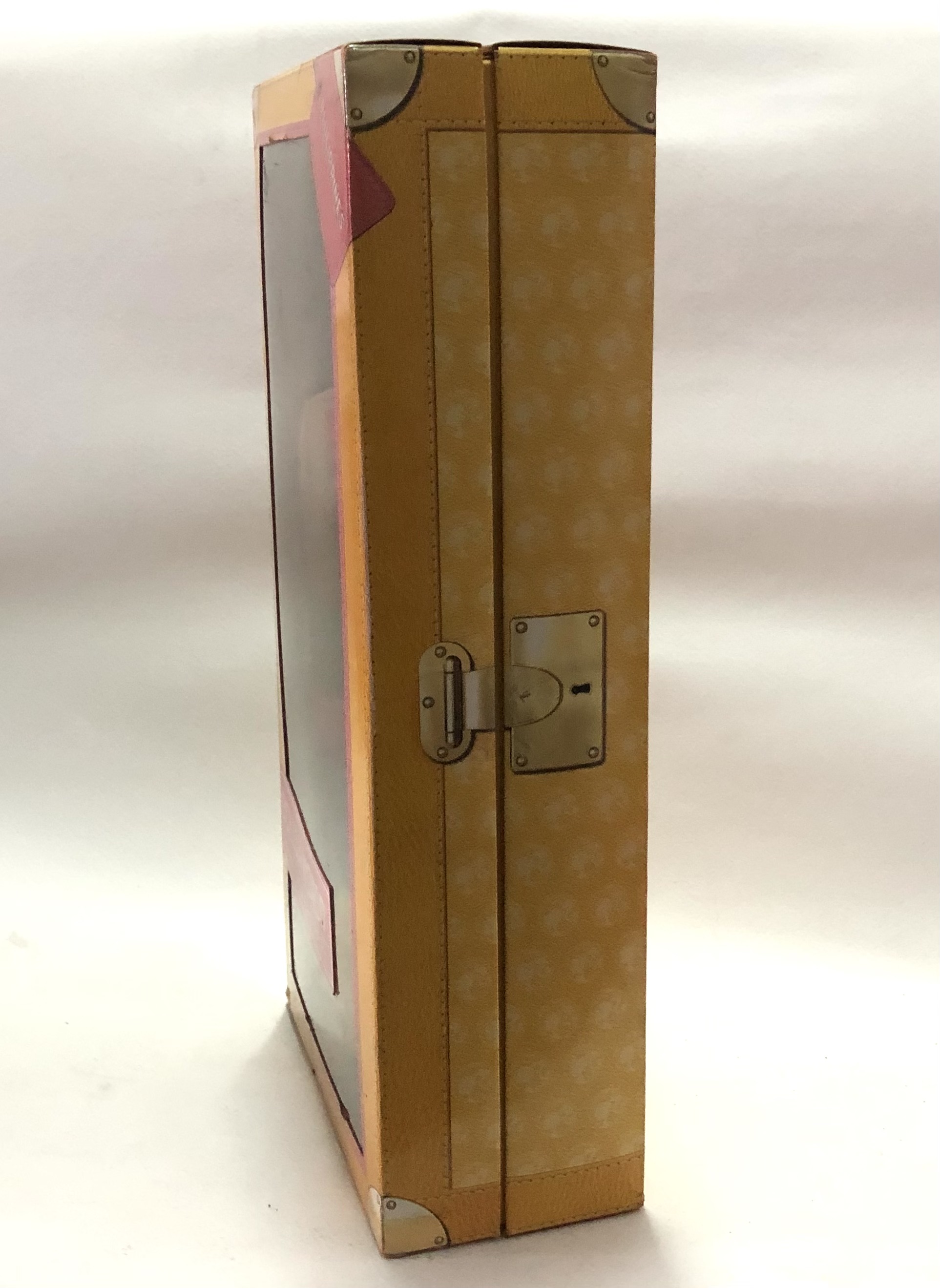 มือ1 เก่าเก็บในกล่อง ตุ๊กตาบาร์บี้รุ่น Dolls of the World ,Phillipines ฟิลิปปินส์ **สก๊อตเทปปิดกล่องกาวเมื่อมสภาพ