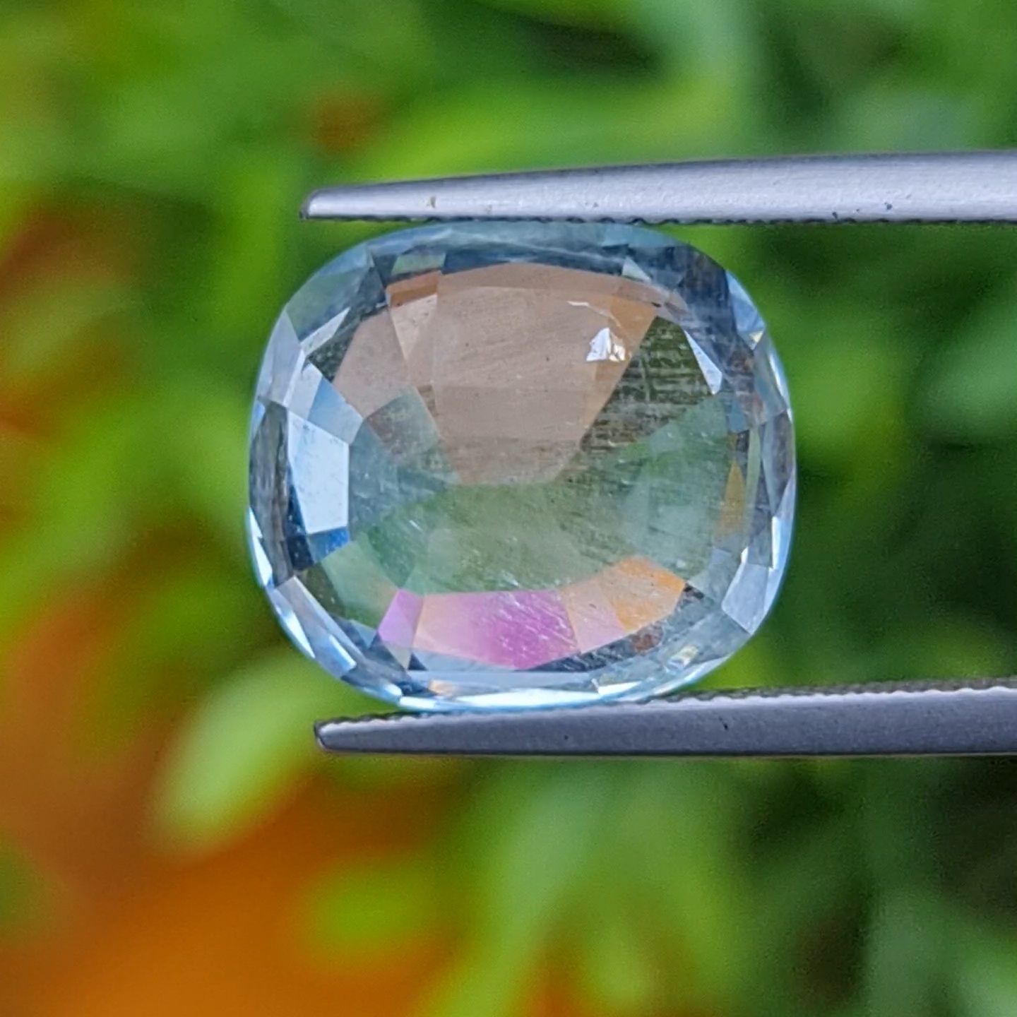 พลอย อความารีน Aquamarine 12.21 กะรัต (Cts.) พร้อมใบเซอร์ พลอยแท้ อัญมณีมงคลประจําวันเกิด เครื่องประดับพลอย