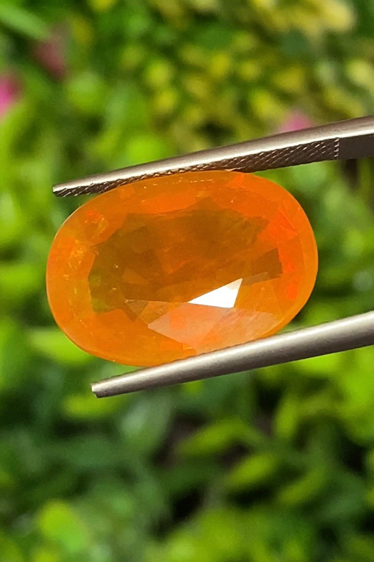 พลอย ไฟร์ โอปอล Fire Opal 9.18 กะรัต (Cts.) พลอยแท้ อัญมณีมงคลประจําวันเกิด เครื่องประดับพลอย