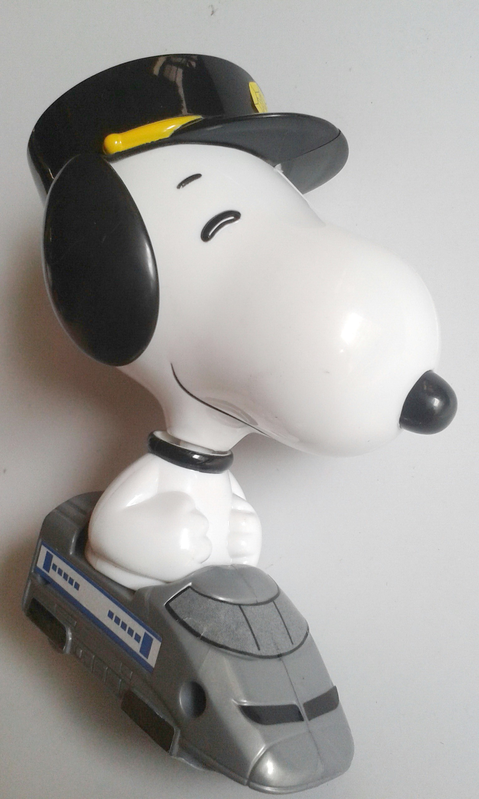 สนู๊ปปี้หัวโต Snoopy ของสะสมจาก Mc Donald สภาพ ตัวโชว์หน้าร้าน มีอย่างละ 1 ตัว ***กรุณาระบุแบบที่เลือก