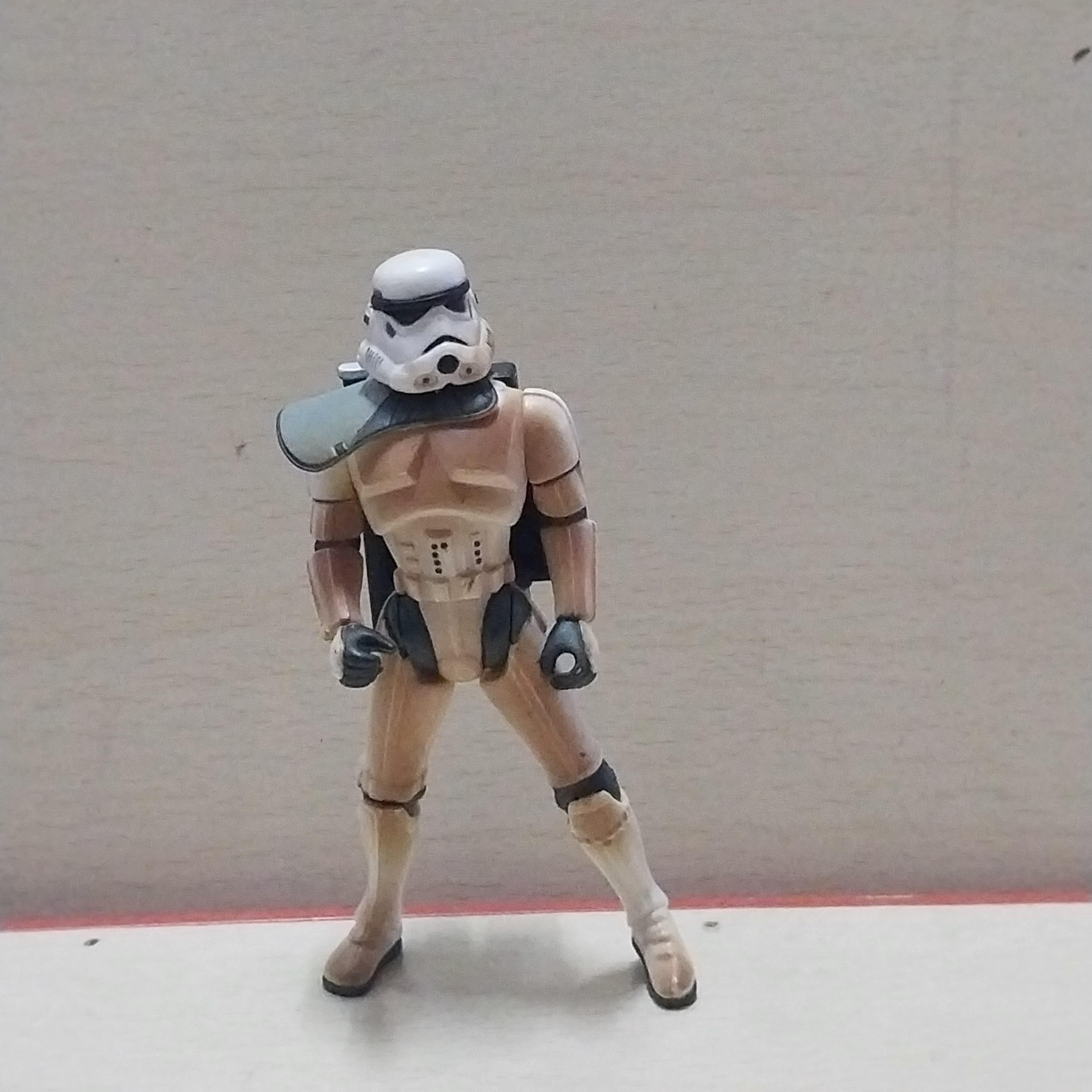 มีหลายภาพ ฟิกเกอร์ Snow Trooper Commander จากภาพยนตร์ Star Wars สตาร์วอร์ส ขนาด และของมี ตามภาพ