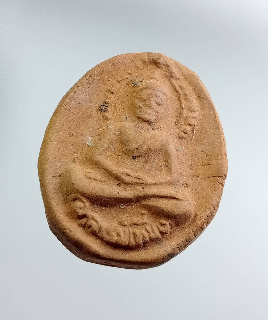 ผ3149 พระพุทธเนื้อดิน หลวงพ่อเที่ยง วัดบ้านเก่า จ.สุพรรณบุรี