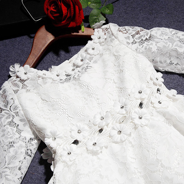 Pre-Order ชุดราตรีเด็ก สไตล์เจ้าหญิง แขนยาว สีขาว ผ้าลูกไม้ ซิปหลัง