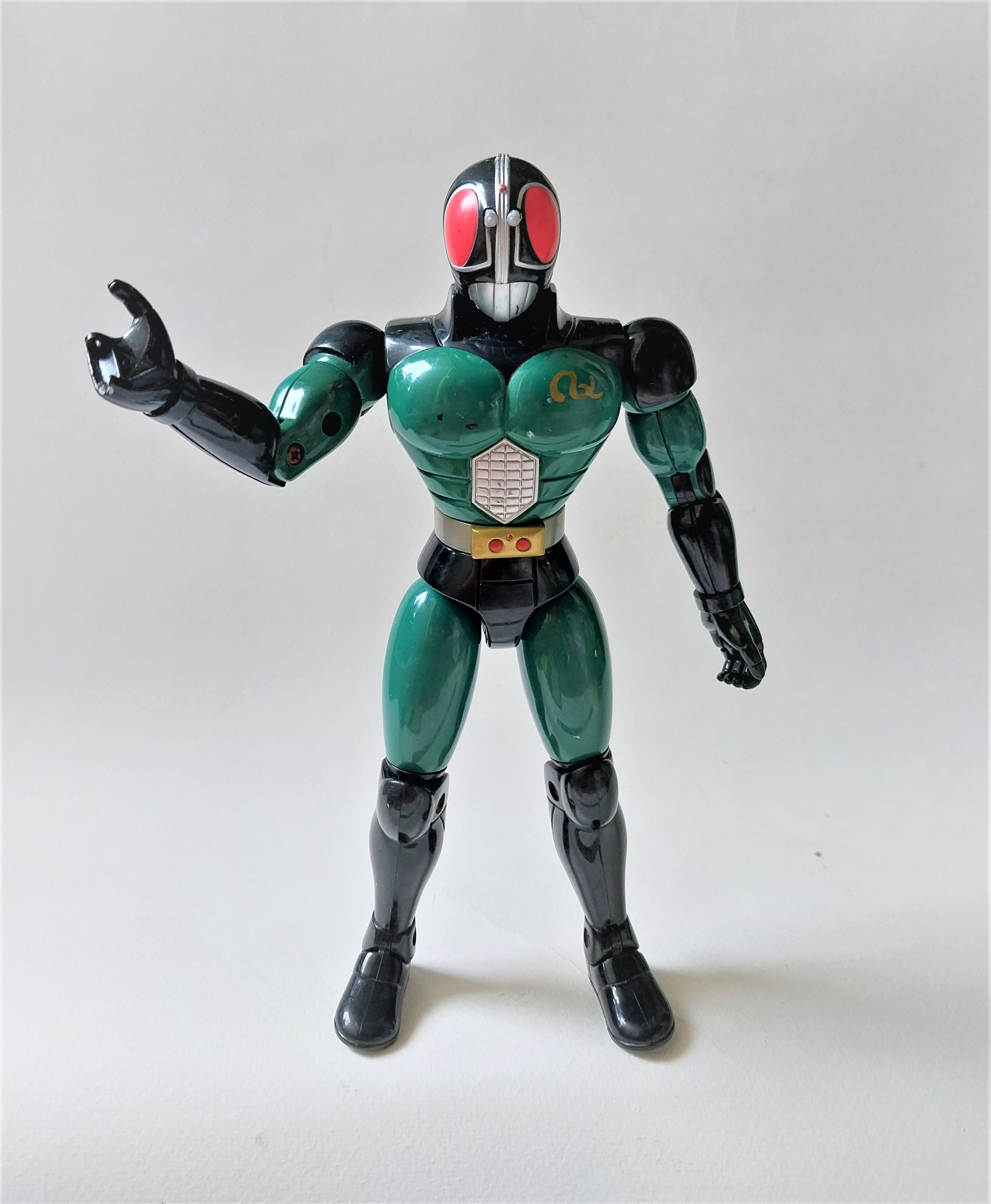 มีหลายภาพ ,**ไม่มีเขา มือชำรุด สีมีรอยบ้าง ตามภาพ มาส์คไรเดอร์แบล๊ค RX Posable Action Figure ขนาด 8 นิ้ว ข้อต่อทั้งตัว ไม่หลวม