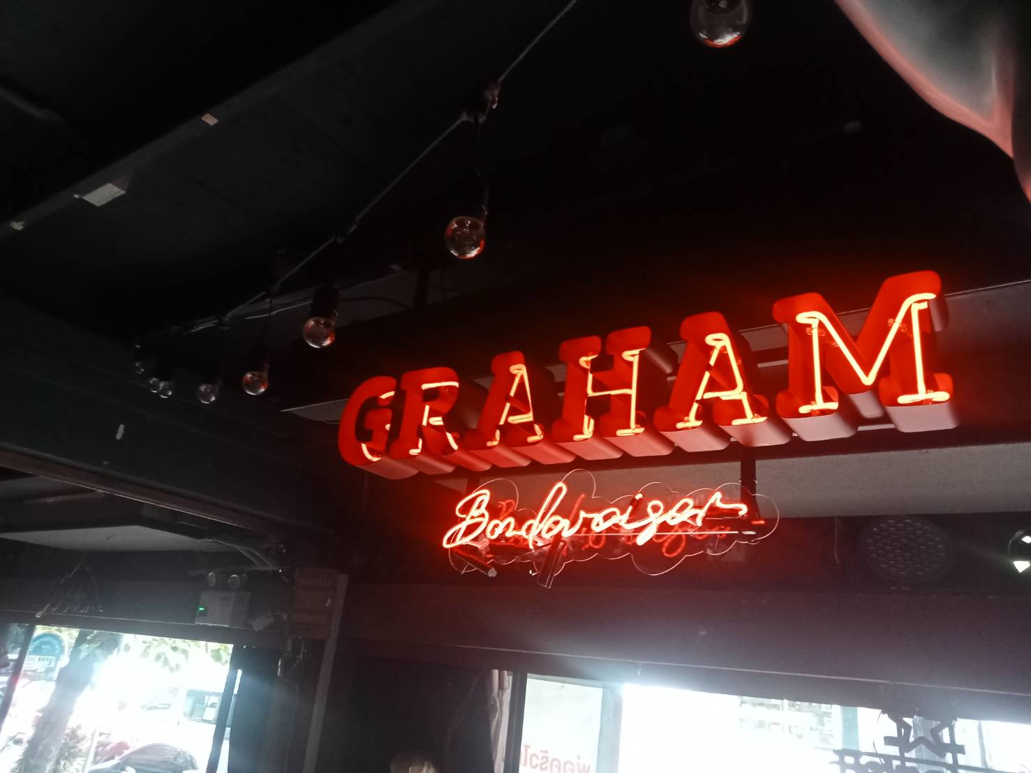 #ป้ายอักษรซิงค์ยกขอบติดหลอดแก้วสีแสดแดงGRAHAM