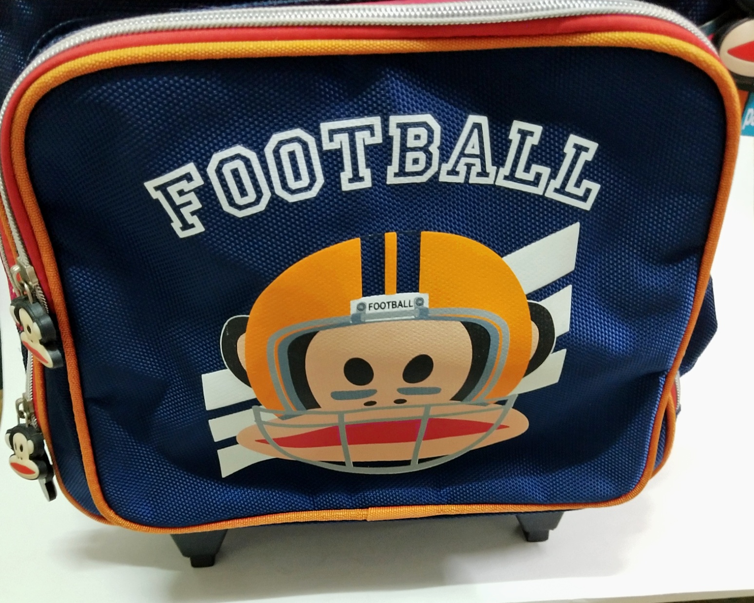 กระเป๋าล้อลาก Paulfrank พอลแฟร้งค์ All Stars Football สีน้ำเงิน ขนาดประมาณ 14" สูง 16"*11*5", ของแท้ ของใหม่ มีป้าย ** สีด้านบนซีดเล็กน้อยตามภาพ
