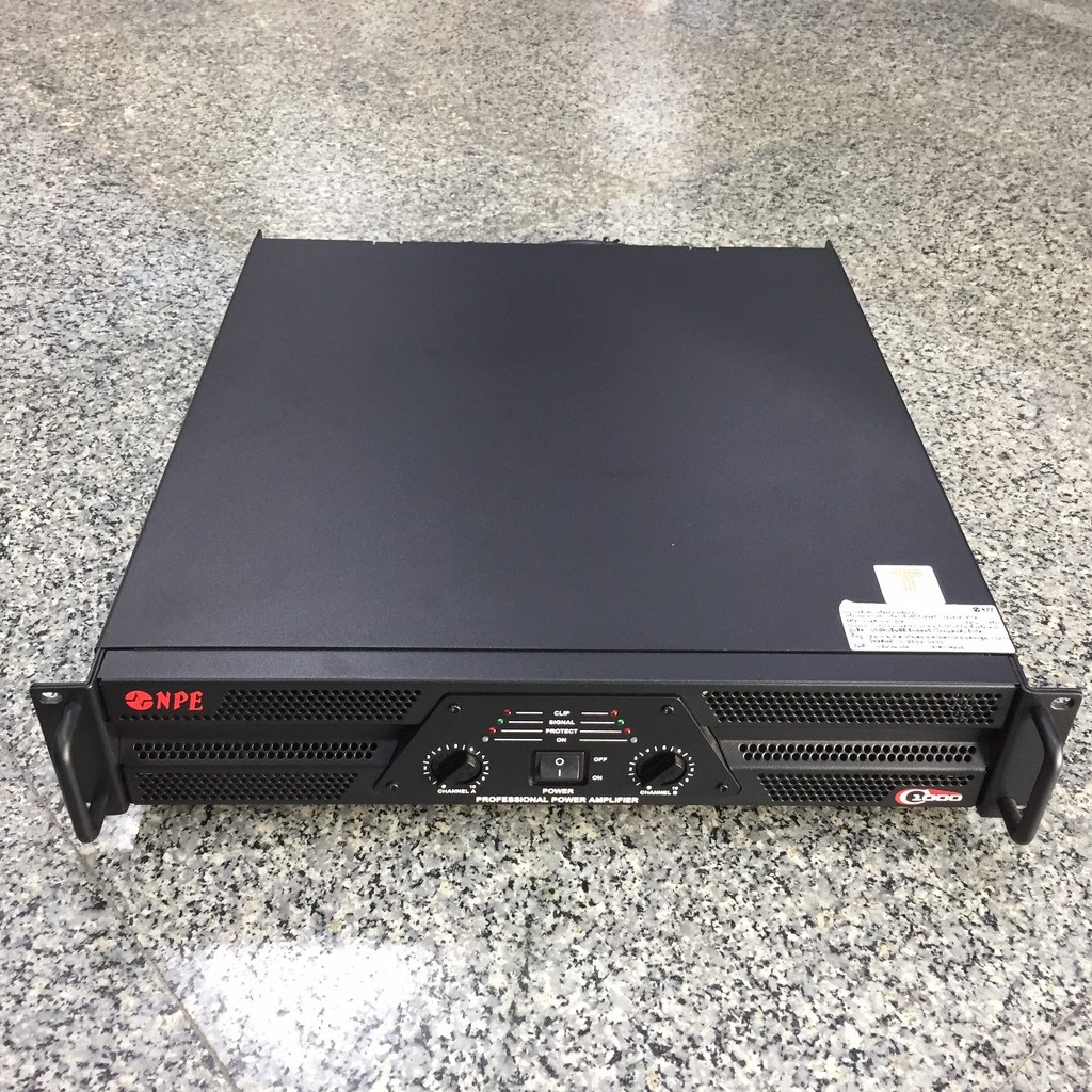 NPE C-1000 POWER AMP