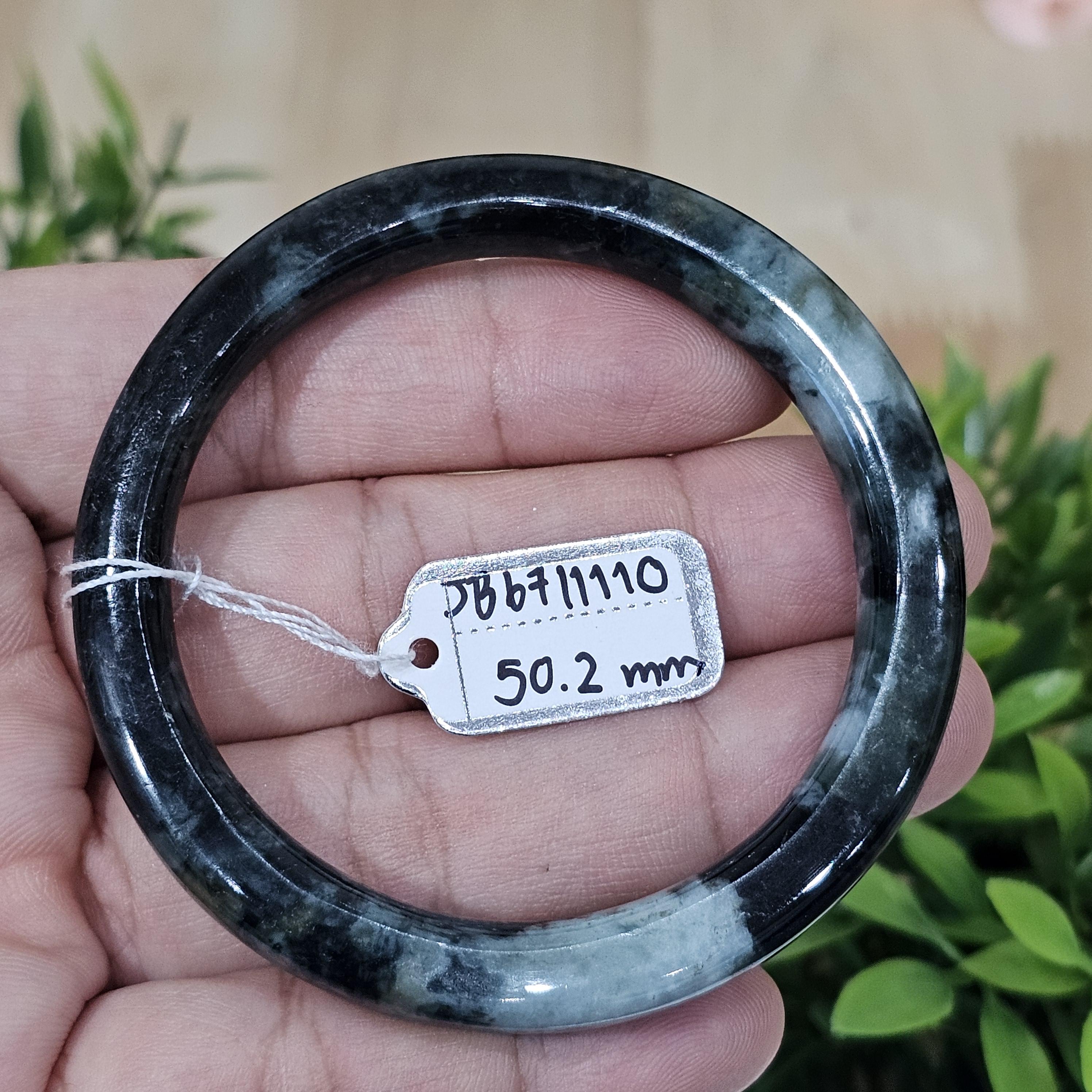 JB6711110 หยก พม่า แท้ Jade กำไลหยก (Jadeite bracelet) พม่า (Myanmar) 50.2 มม.