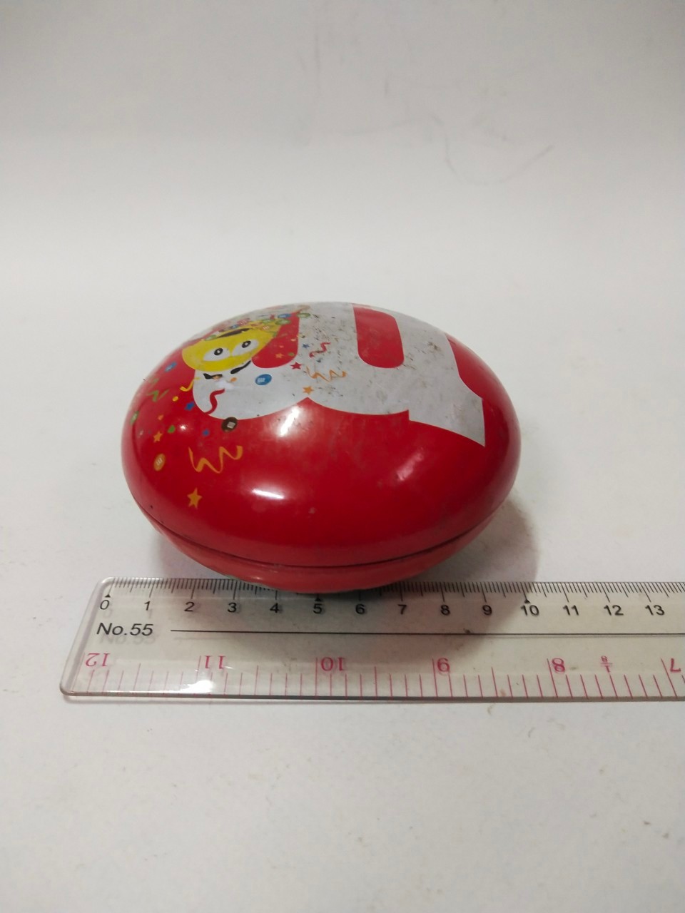 ตลับโลหะ ทรงกลม ช้อคโกเล็ต M&M ขนาดตามรูป งานสะสม มือสอง สภาพตามรูป มีรอยถลอก งานเก่าตามเวลา