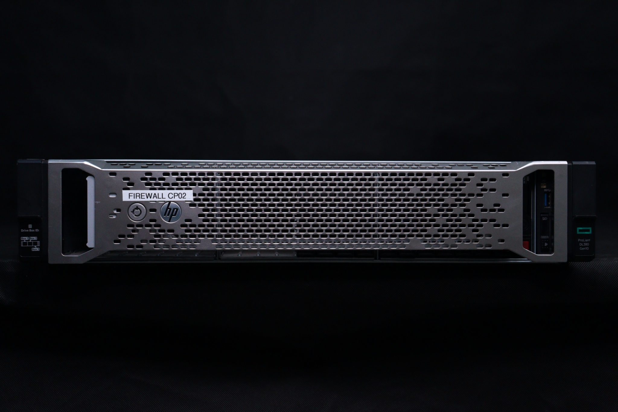 HP Proliant DL 380 G10 Gold 6140 x2 Ram 128GB SAS 600GB x3