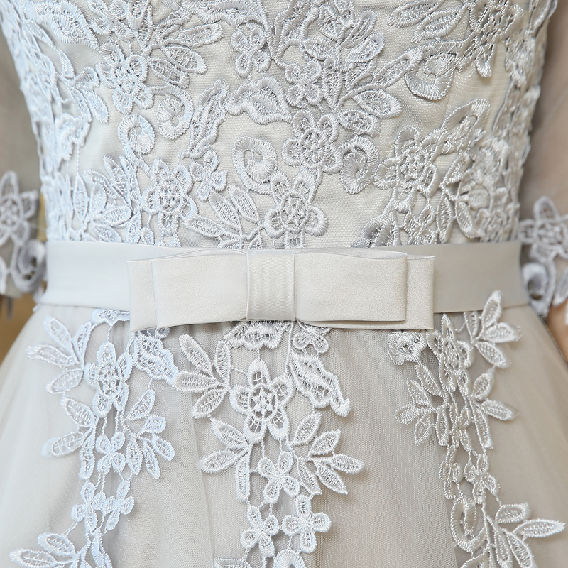 Pre-order ชุดราตรียาว แขนสามส่วน แต่งผ้าลูกไม้ช่วงอก กระโปรงตาข่าย เชือกผูกหลัง