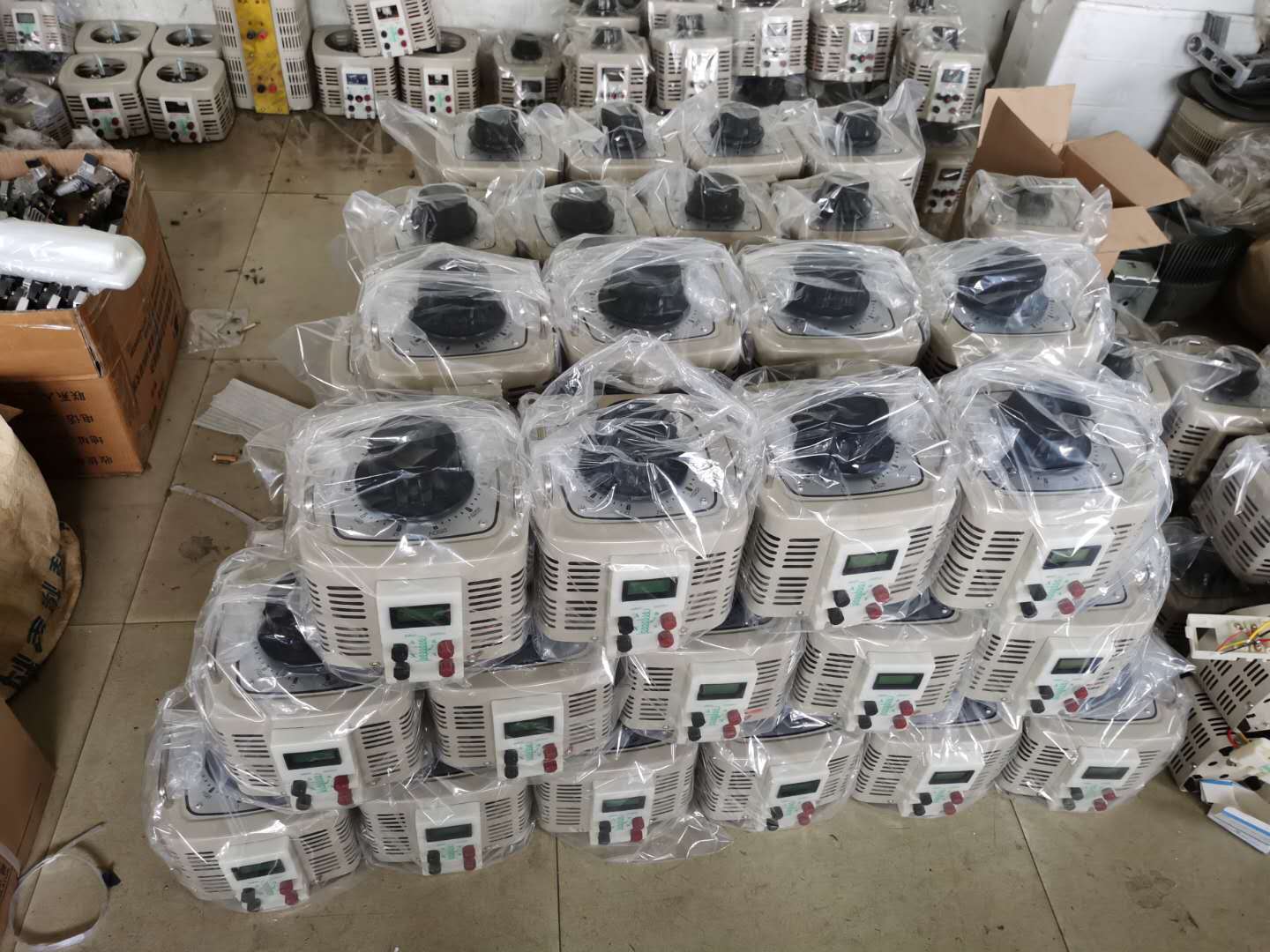 วาริแอค หม้อแปลงปรับแรงดันไฟฟ้าชนิดแกนหมุน 10Kva 1 เฟส