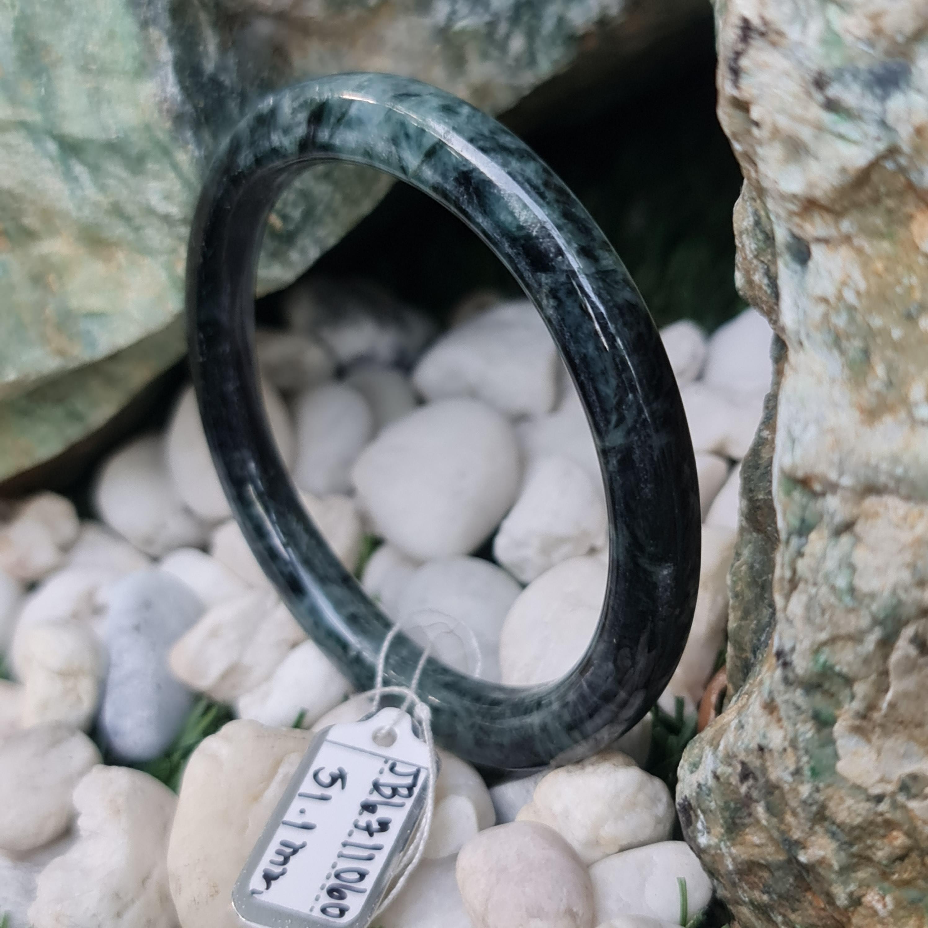 JB6711060 หยก พม่า แท้ Jade กำไลหยก 51.1 มม. (Jadeite bracelet) พม่า (Myanmar)