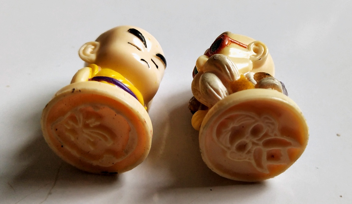 ของสะสมจากไอศครีม ตุ๊กตุ่นปั๊ม ผู้เฒ่าเต่าและคูริริน จากการ์ตูนอนิเมะ ดรากอนบอล Dragon Ball stamp