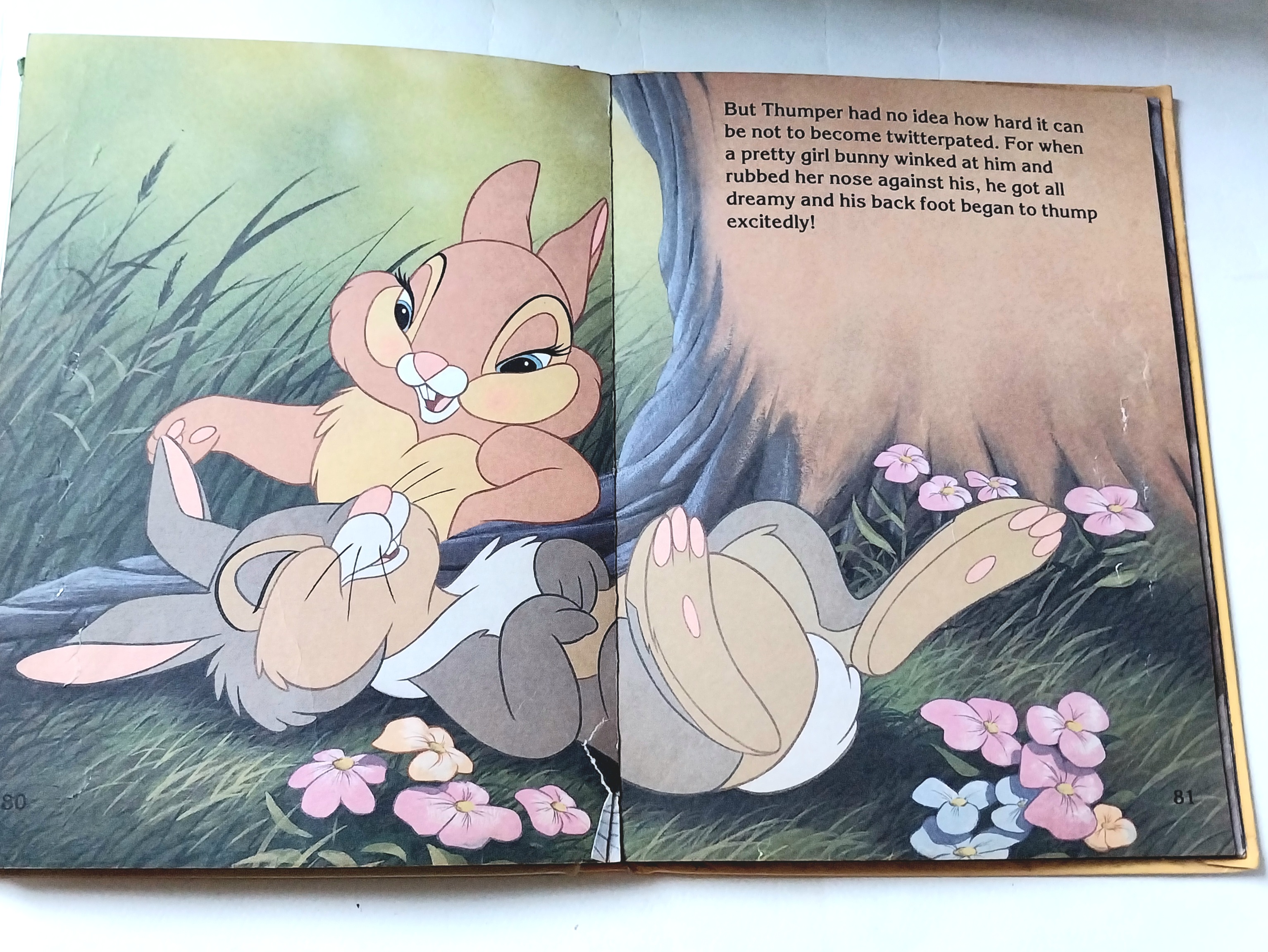 มีหลายภาพ*** มีตำหนิทั้งเล่ม โปรดดูทุกภาพ, หนังสือปกแข็งภาพสวยเรื่องราวน่ารัก** ภาษาอังกฤษ แบมบี้ Bambi จากดิสนีย์ Memorable Movie Stories