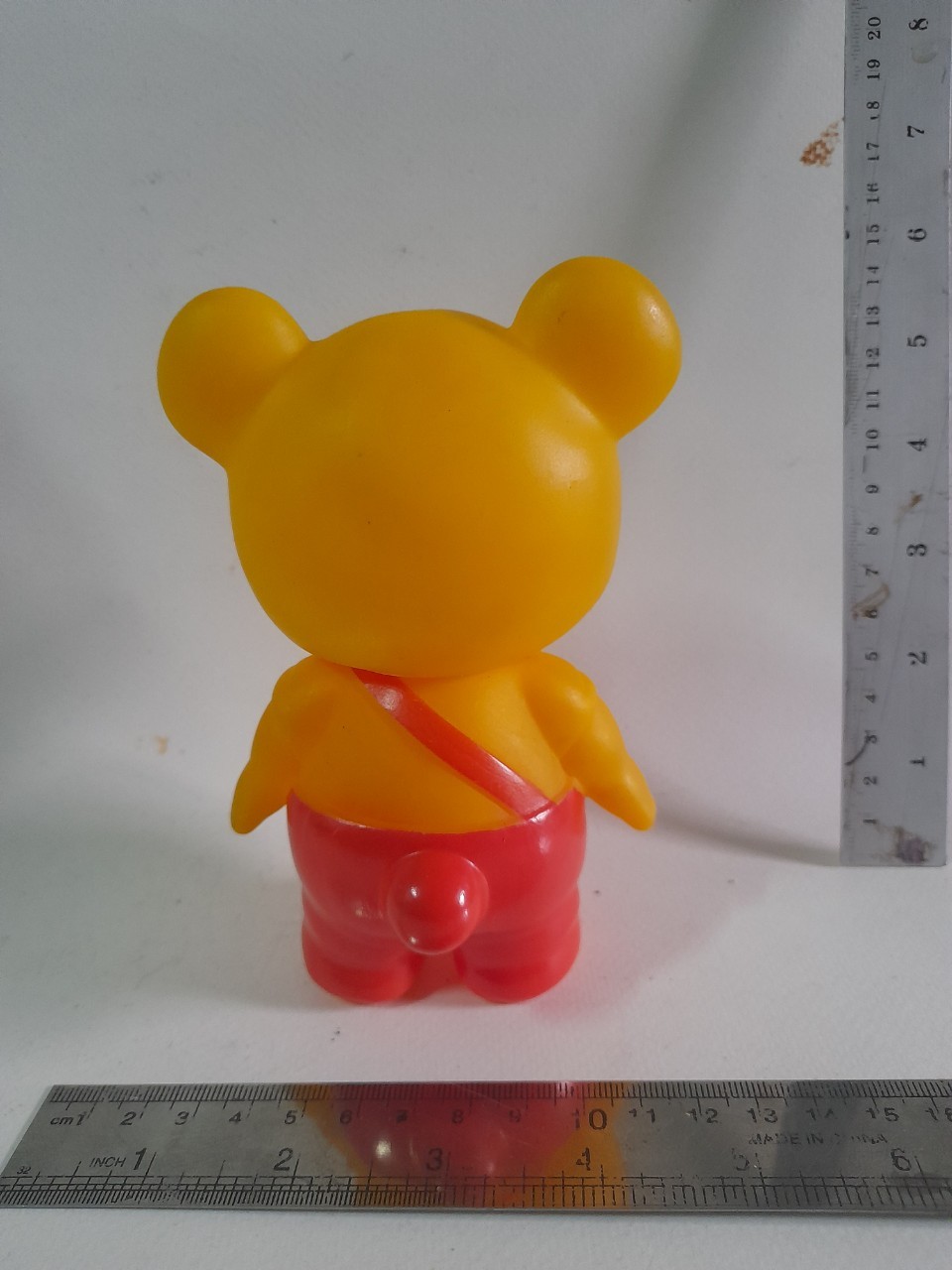 มีหลายภาพ ของเก่าสะสม ตุ๊กตายางบีบรูปหมี งานเรโทร เก่าเก็บ