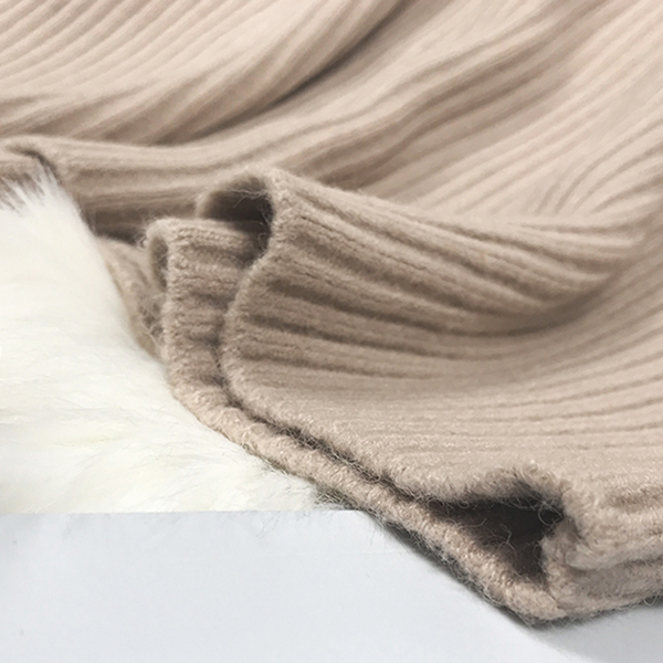 เสื้อไหมพรมแขนกระดิ่ง คอปีน หนานุ่มถักลายนูน (TT0021)