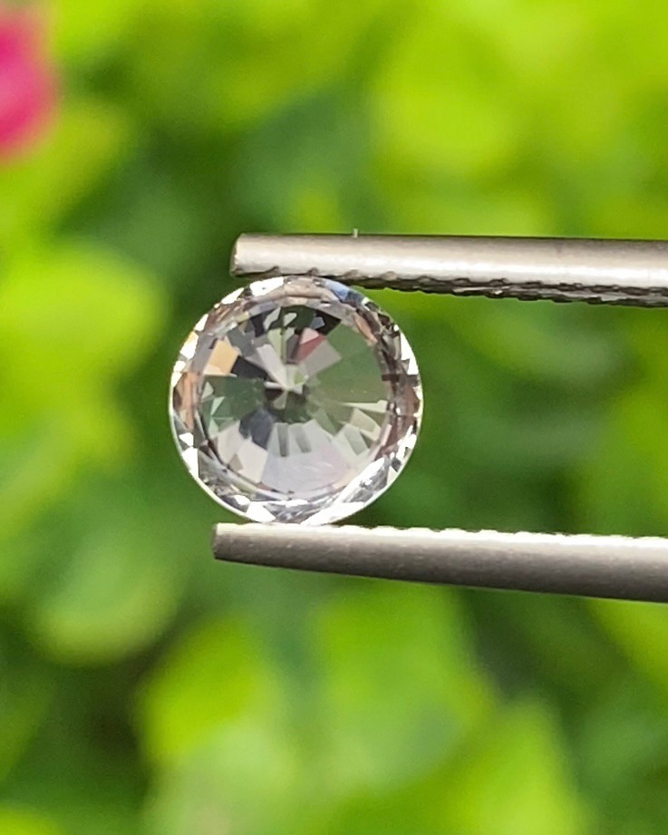 พลอย ไวท์ แซฟไฟร์ (White/Colorless Sapphire) 1.21 กะรัต Cts. ดิบ Unheated พร้อมใบเซอร์ (พลอยฝากขาย) พลอยแท้ อัญมณีมงคลประจําวันเกิด เครื่องประดับพลอย